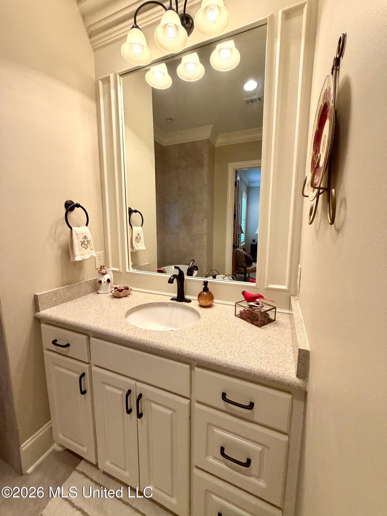 129 Churchill Place Property Photo 43