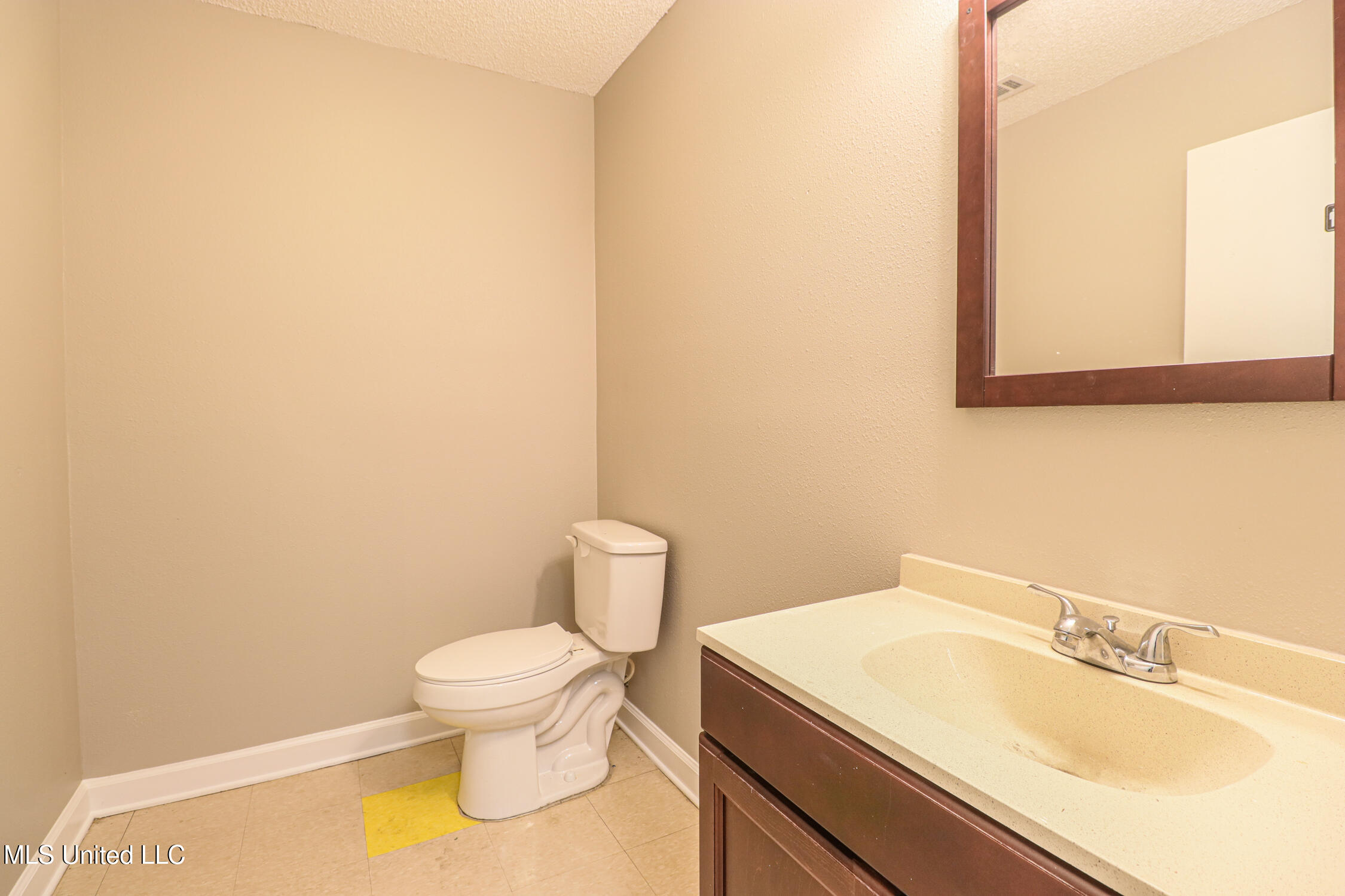 15465 Oak Lane Property Photo 21