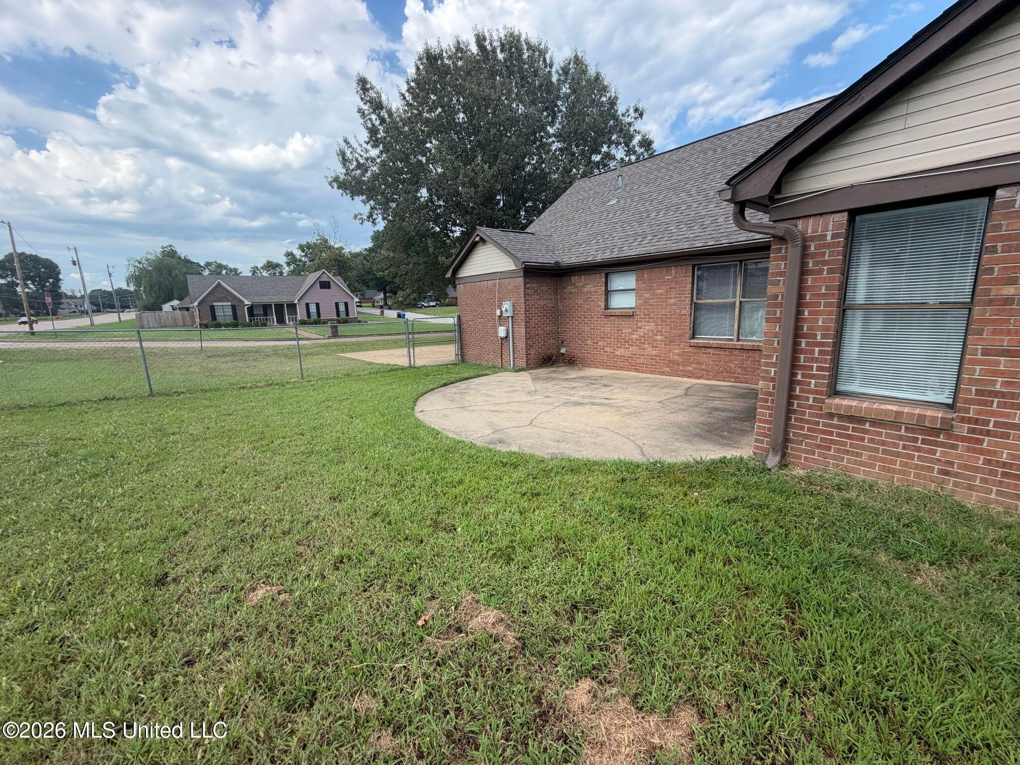 7211 Grove Park Road Property Photo 15