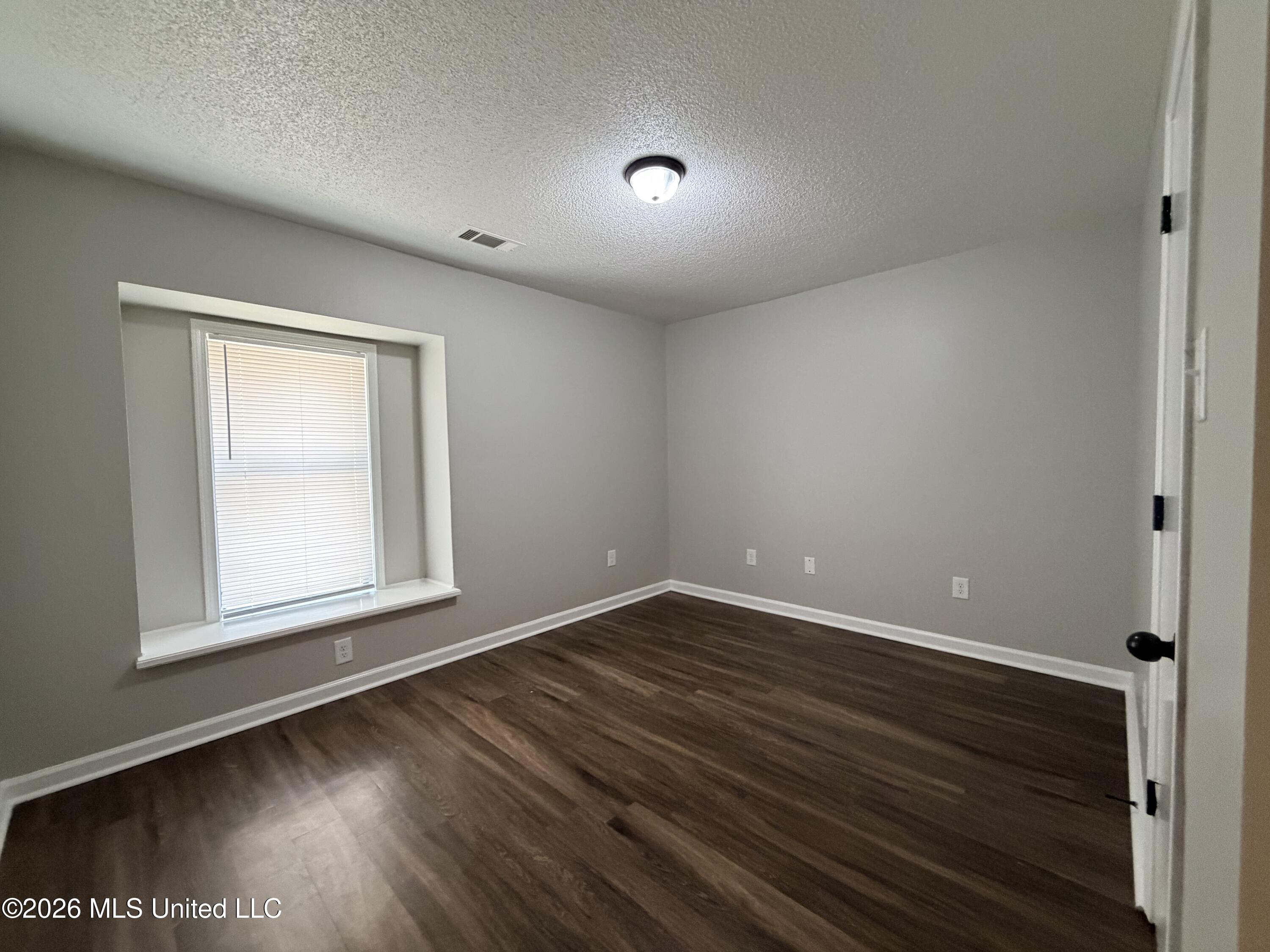 7211 Grove Park Road Property Photo 22