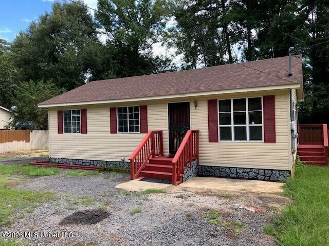 938 Jenkins Street Property Photo 1