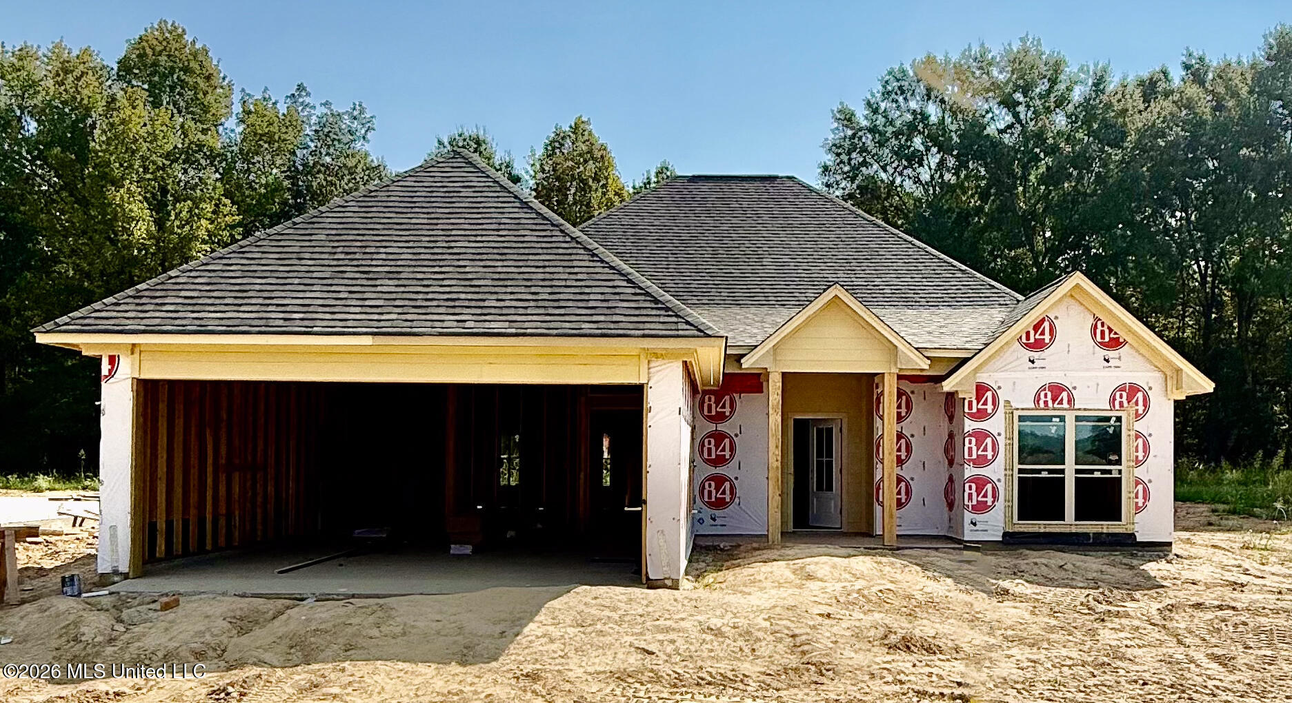 124 Eastern Cedar Drive Property Photo 1