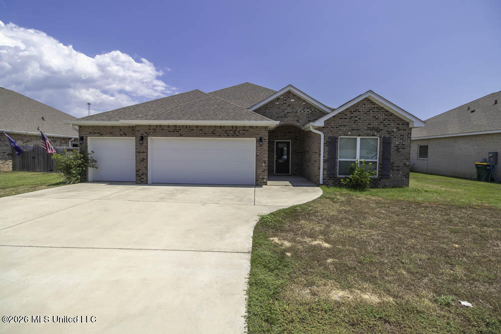 1208 Carraway Cove Property Photo 1