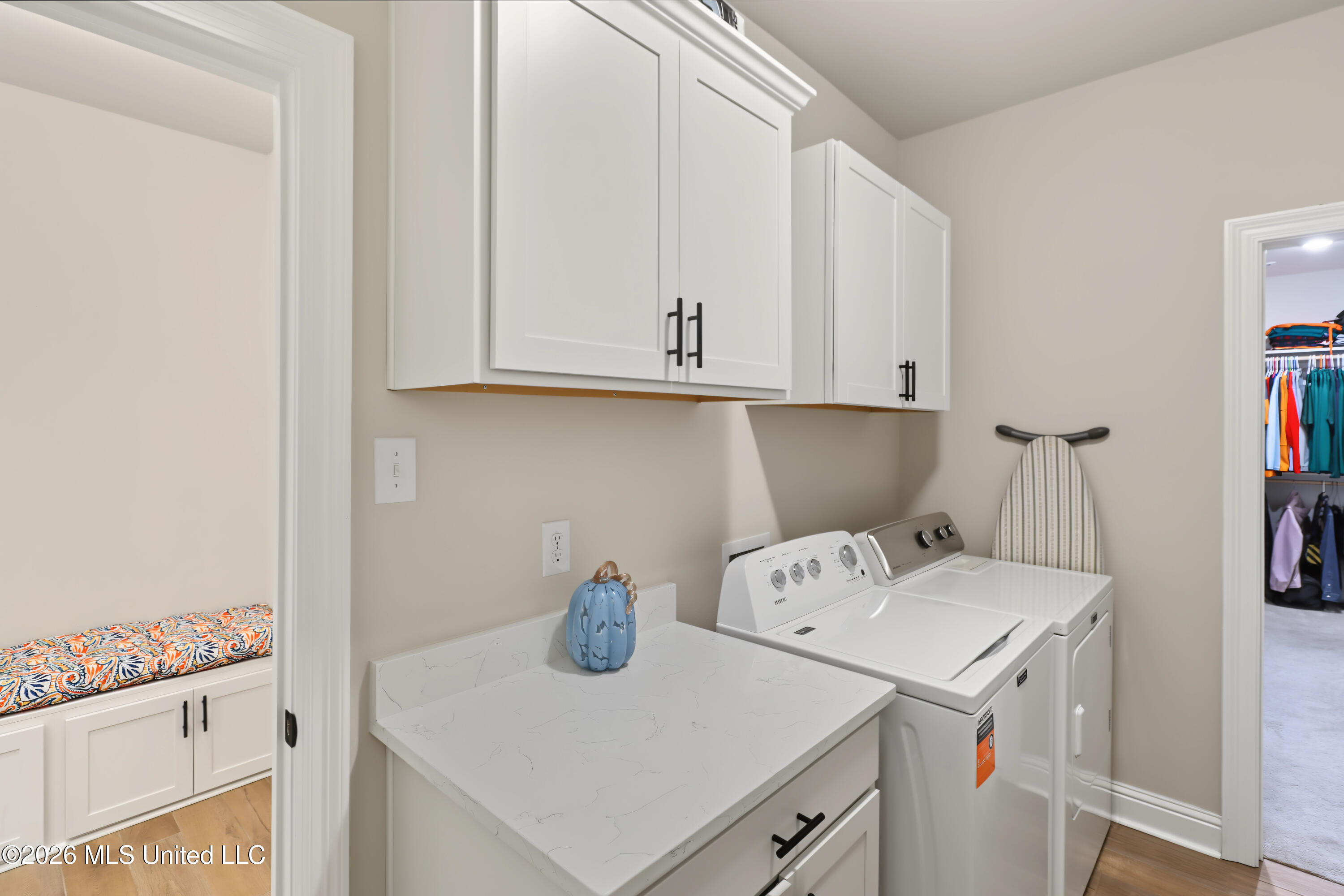 6814 Rolling Green Drive Property Photo 16