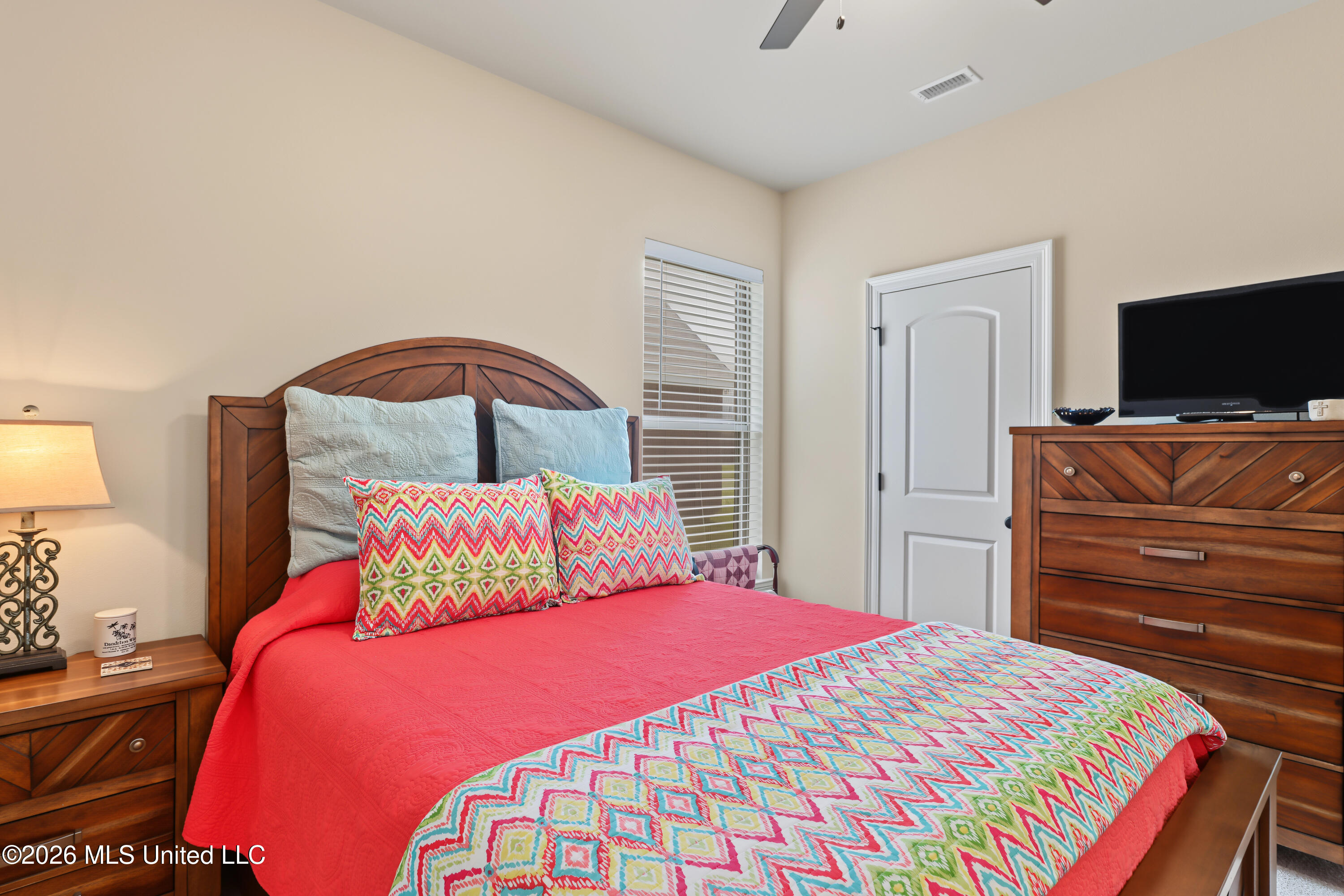 6814 Rolling Green Drive Property Photo 22