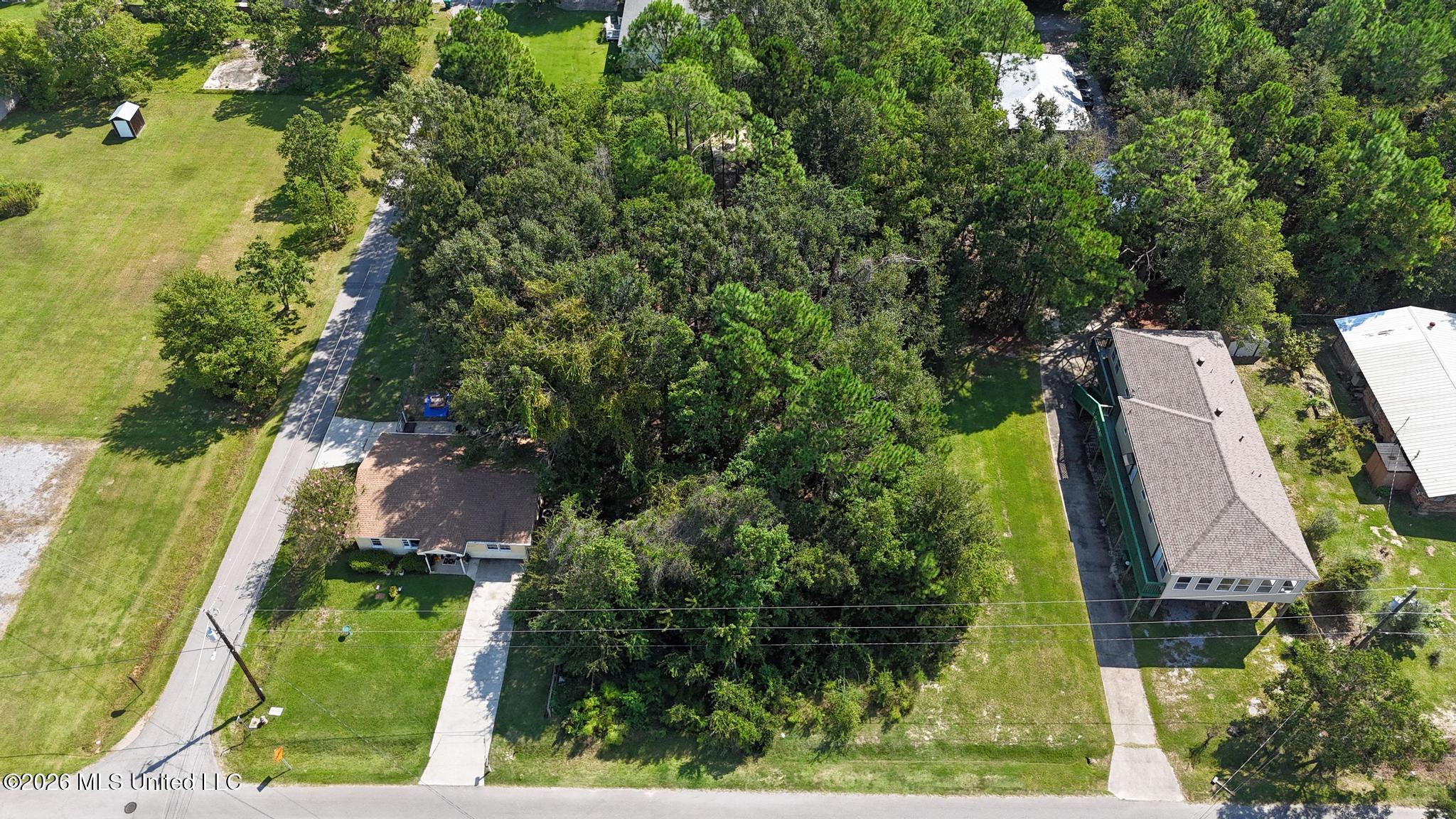 306 Vacation Lane Property Photo 1