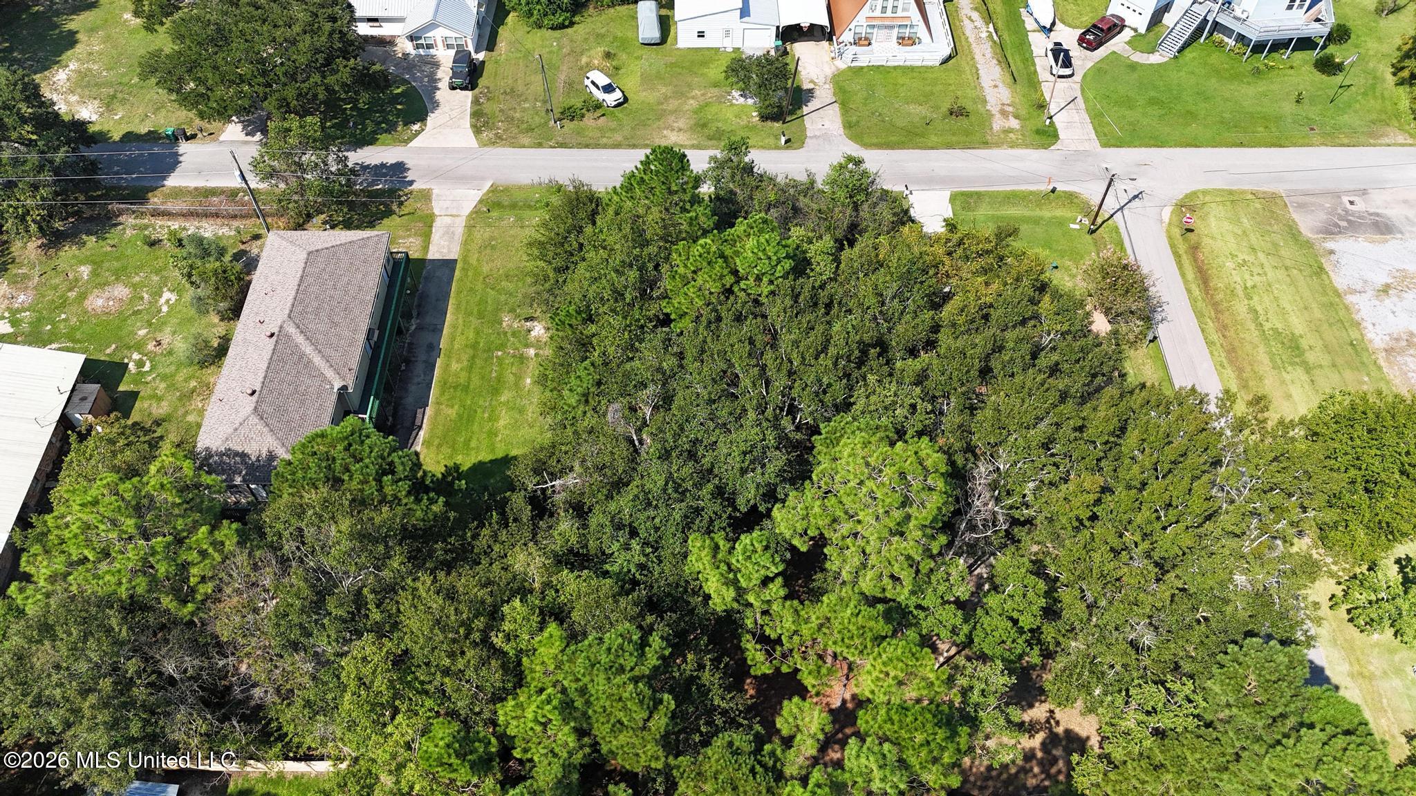 306 Vacation Lane Property Photo 5