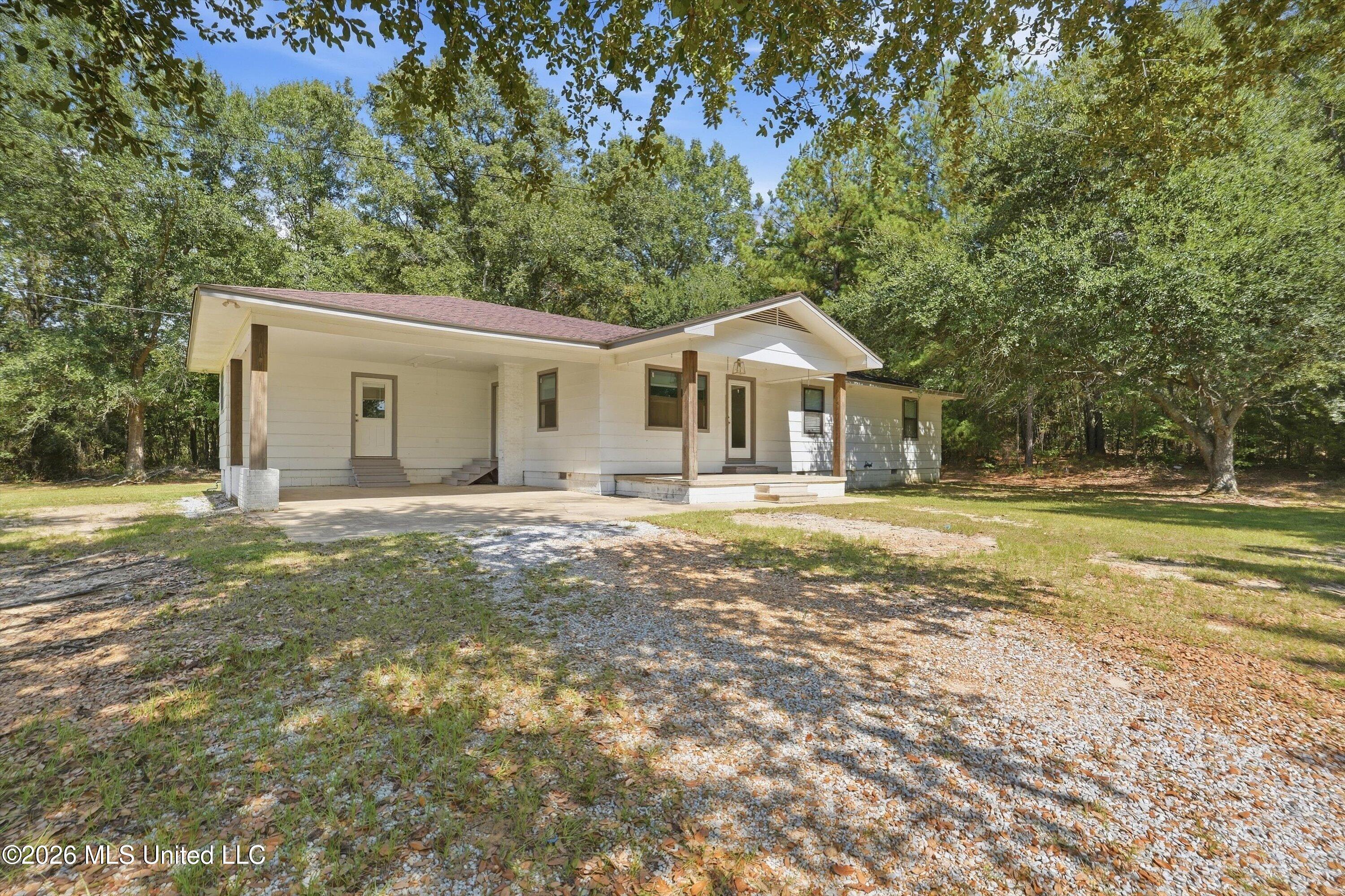 1395 Oliver Drive Property Photo 1