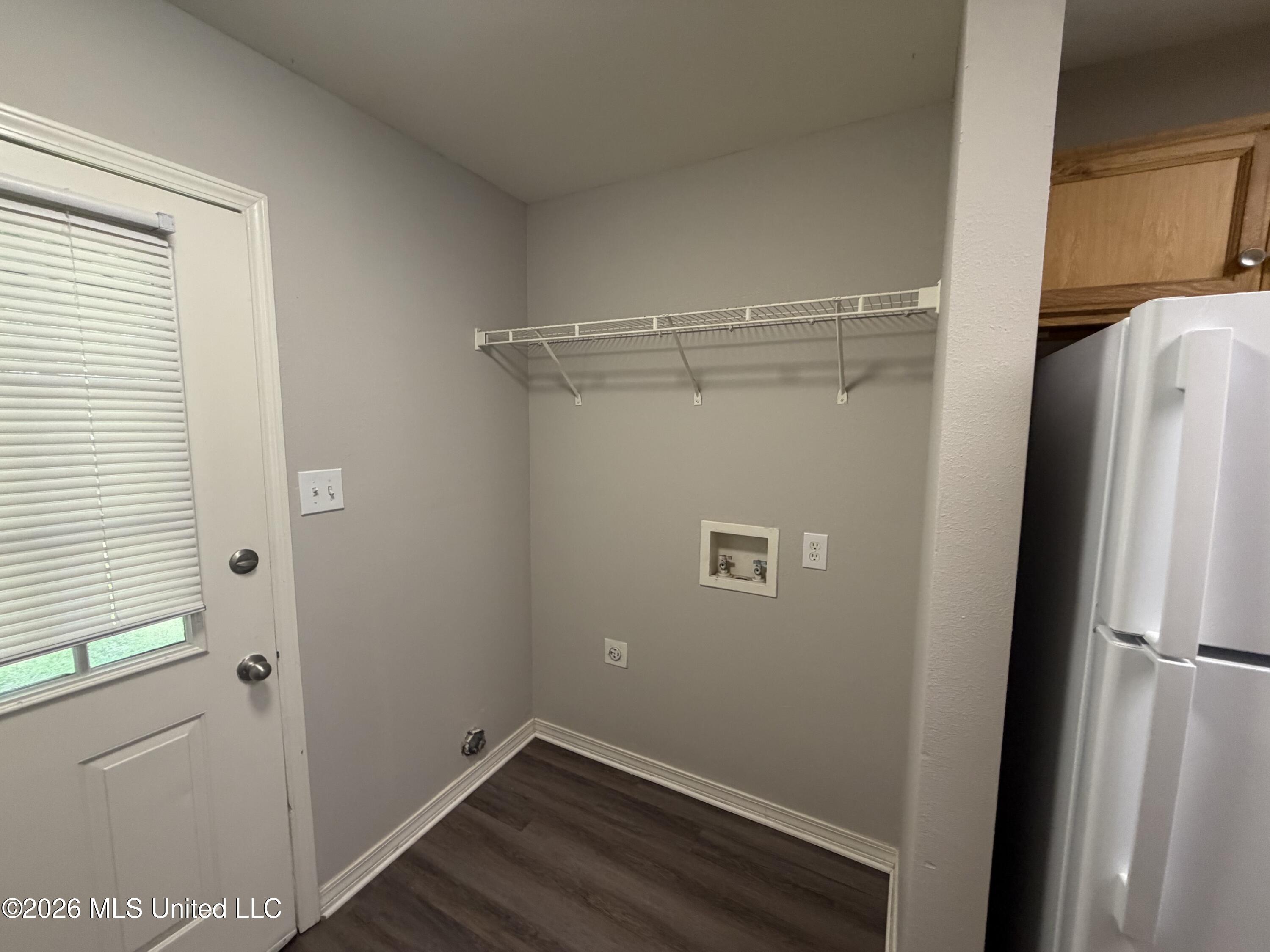 17324 Avondale Circle Property Photo 7