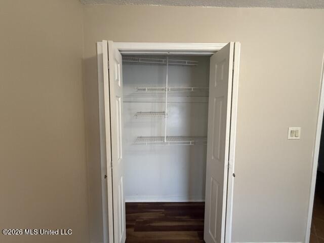 15108 Parkwood Drive Property Photo 11
