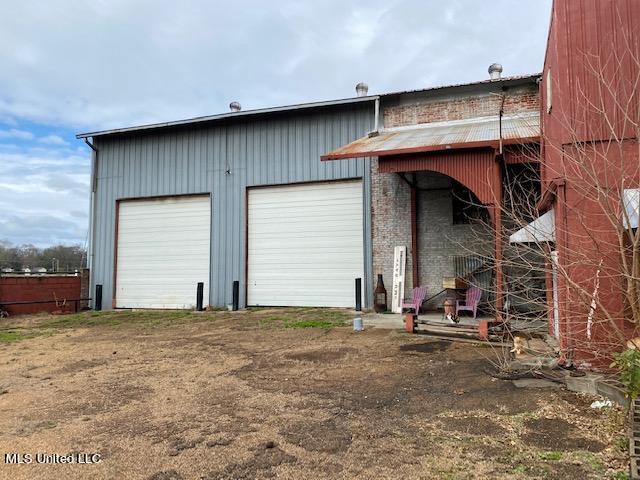 436 W Peace Street Property Photo 5