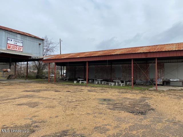 436 W Peace Street Property Photo 20