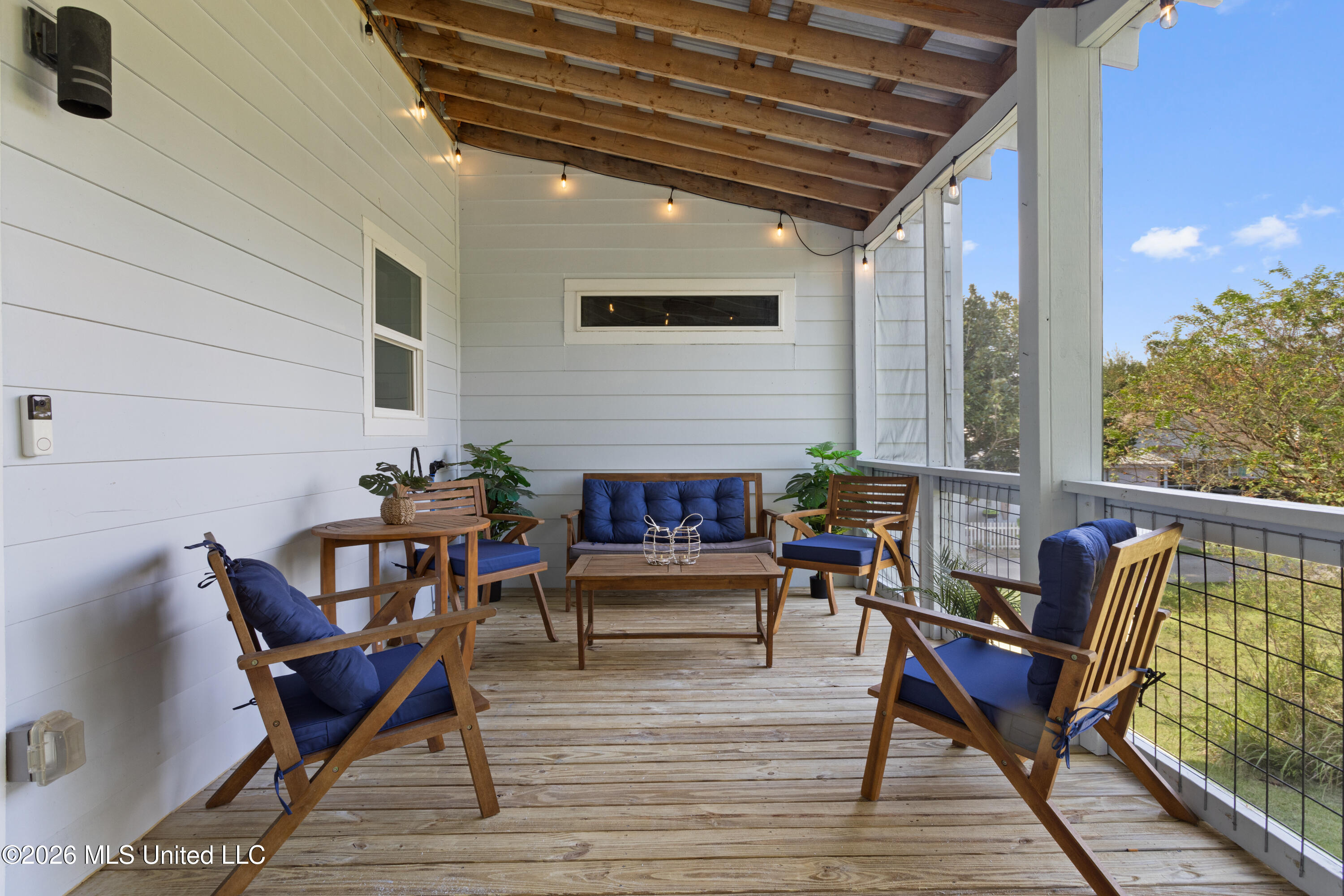 322 Tide Street Property Photo 7
