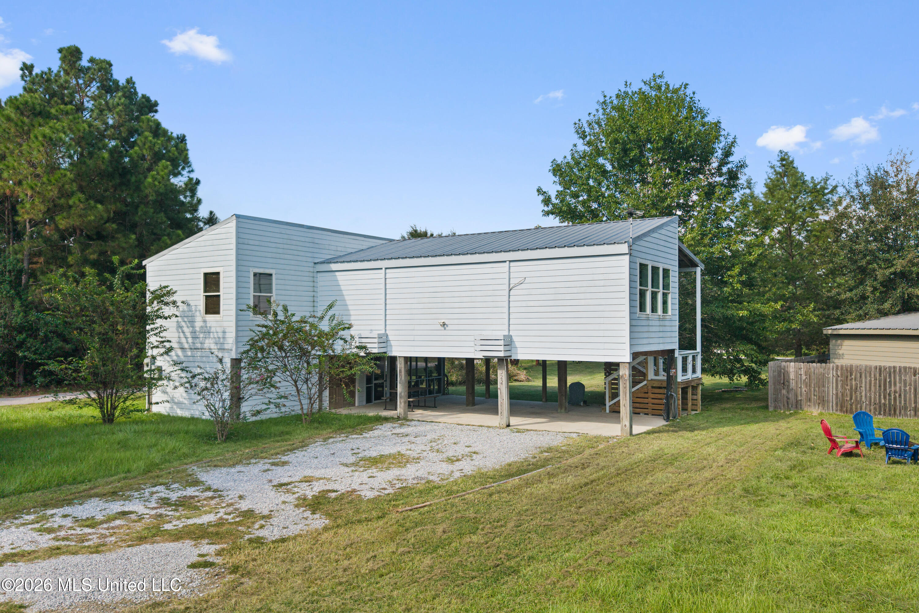 322 Tide Street Property Photo 45