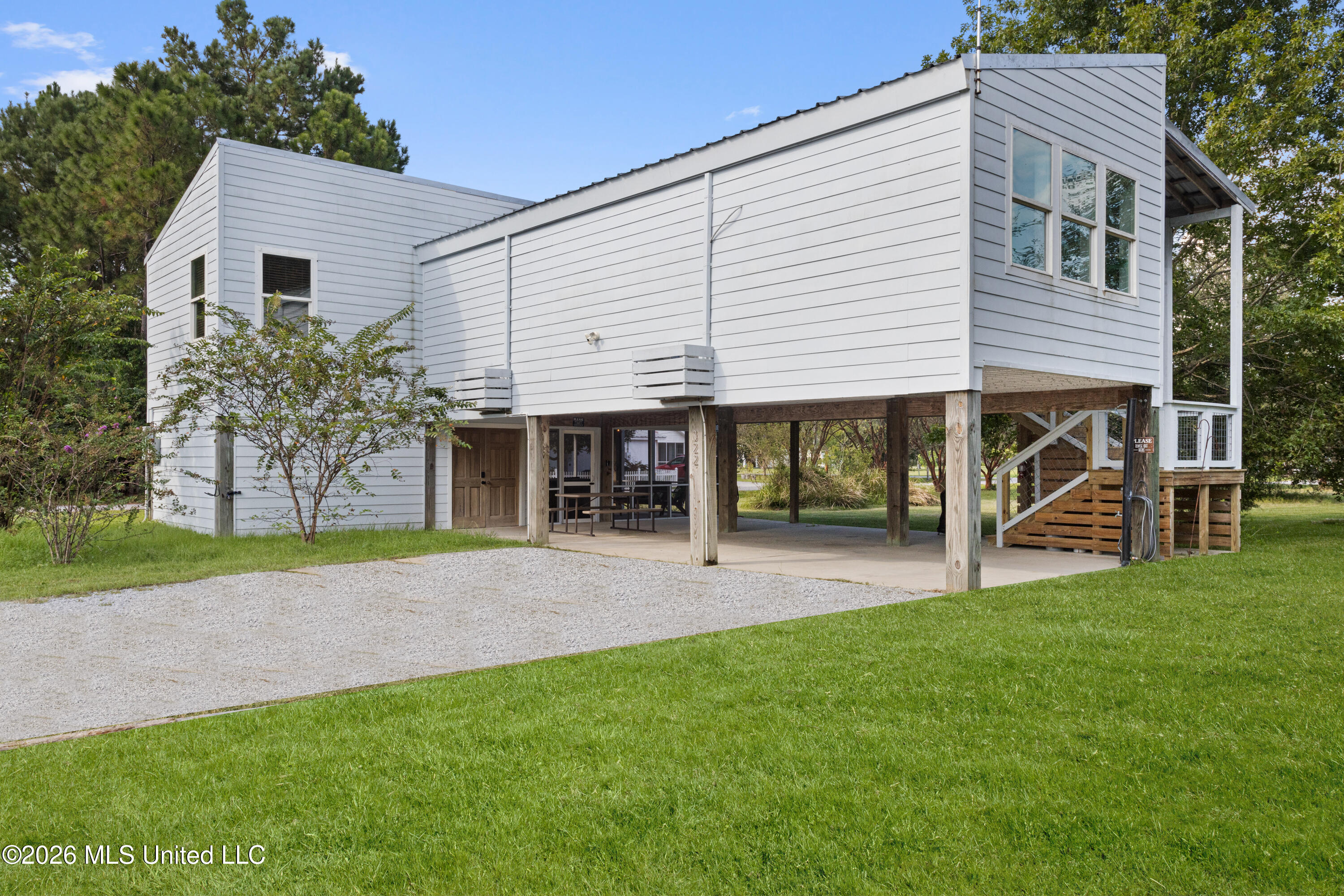 322 Tide Street Property Photo 46