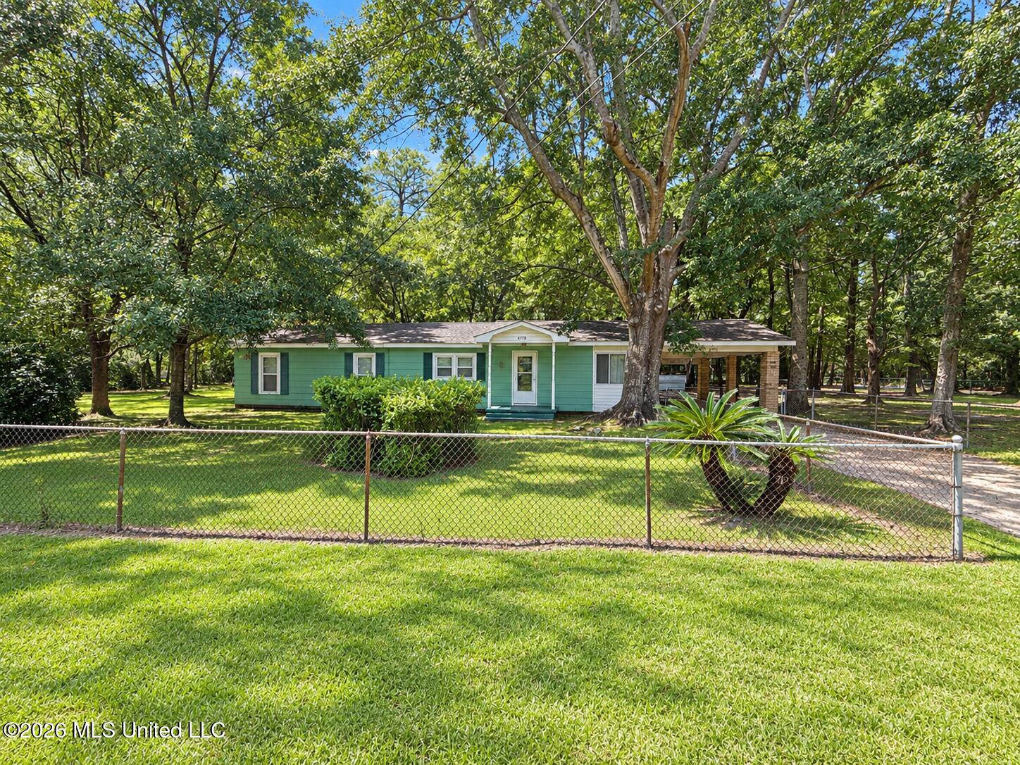 6717 Elder Ferry Road Property Photo 3