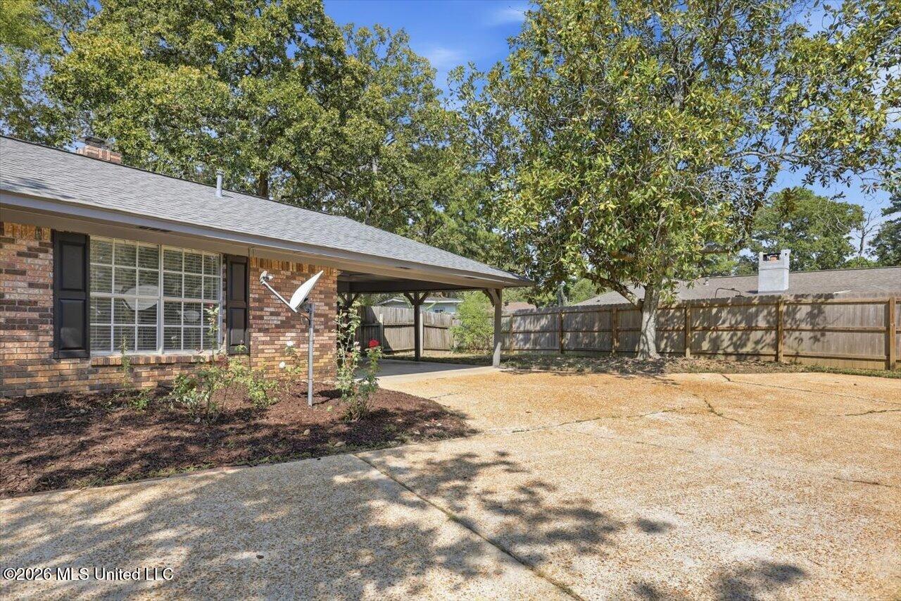 55 Pebble Hill Drive Property Photo 4