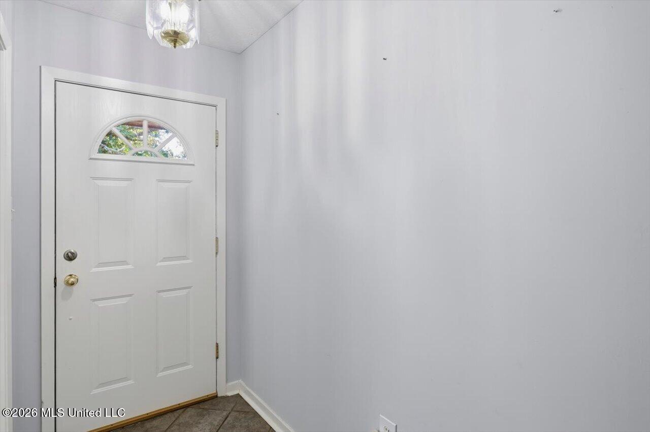 55 Pebble Hill Drive Property Photo 5