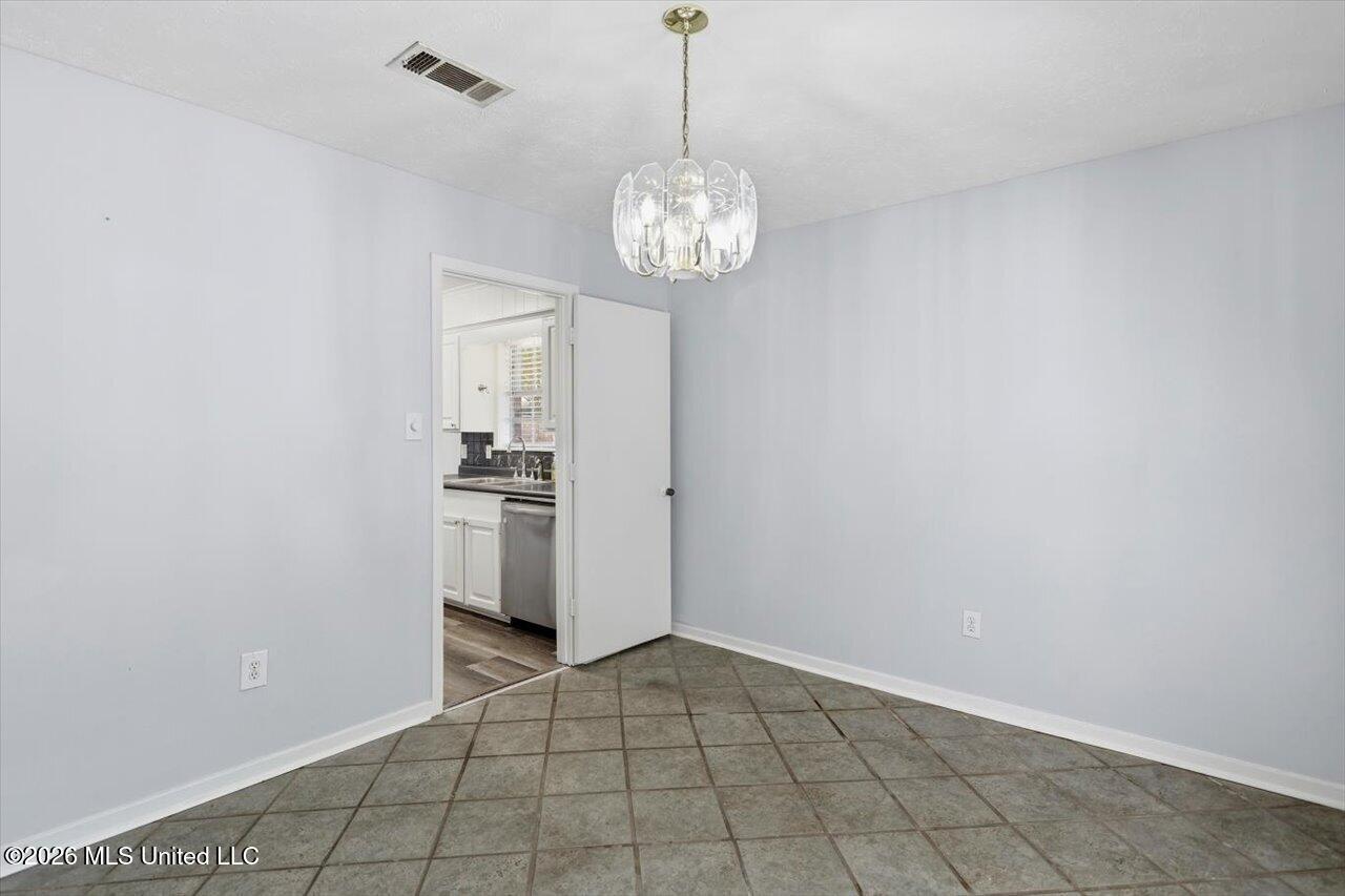 55 Pebble Hill Drive Property Photo 16