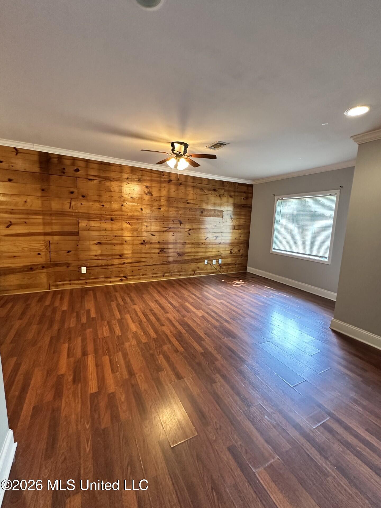 4171 Plaza Street Property Photo 5