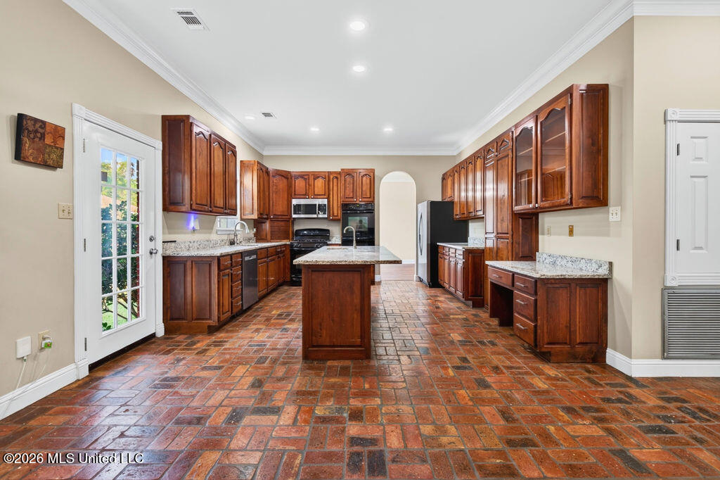 2013 Rue Ulysse Property Photo 27