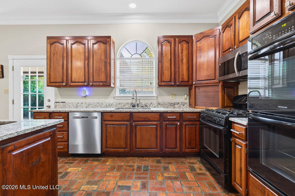 2013 Rue Ulysse Property Photo 29
