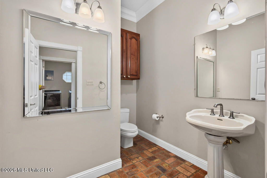 2013 Rue Ulysse Property Photo 40