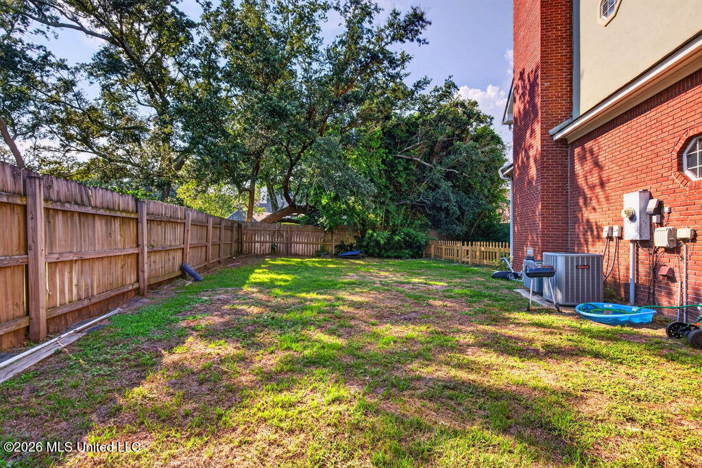 2013 Rue Ulysse Property Photo 63