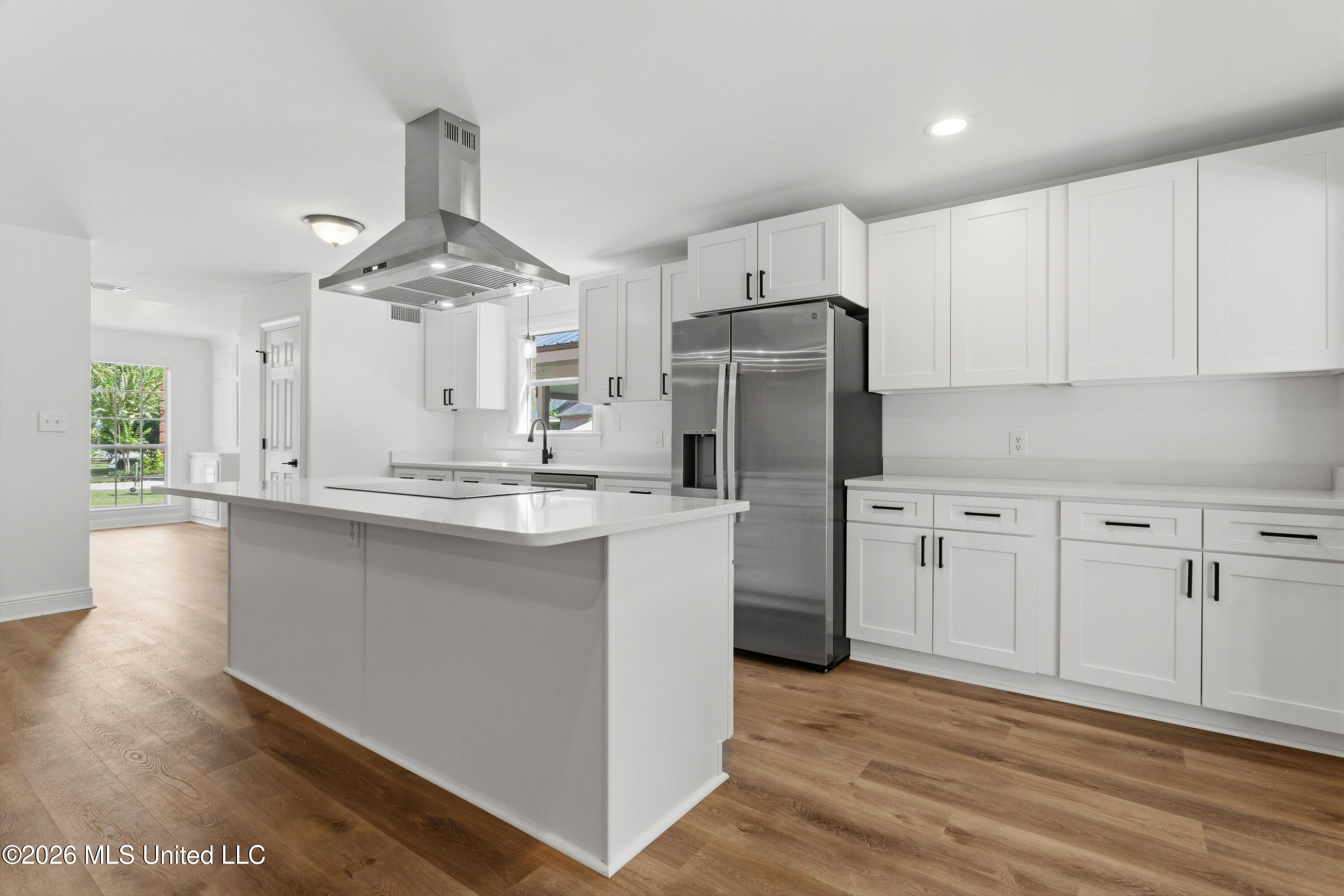 3 Hearthstone Manor Property Photo 13