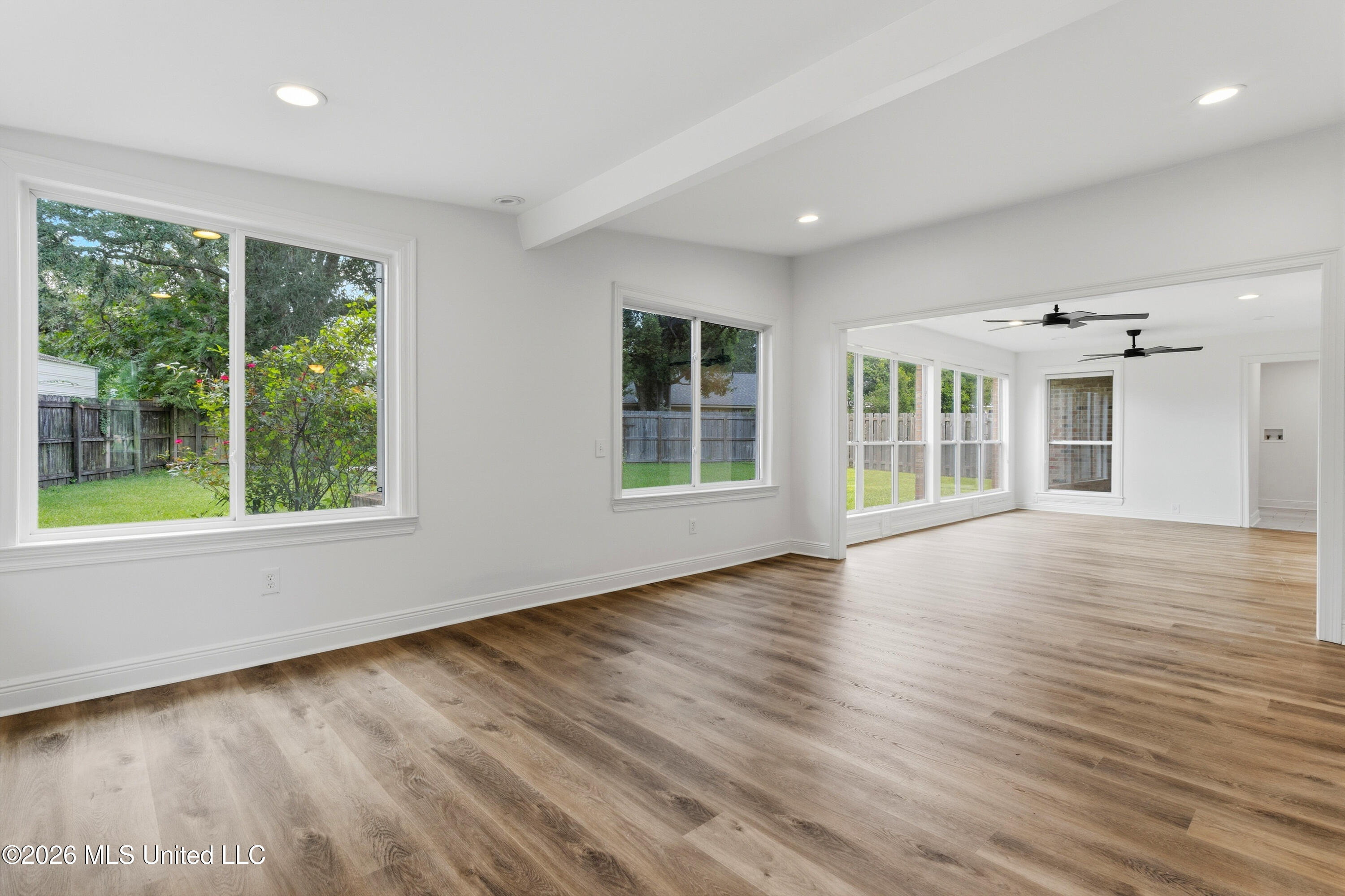 3 Hearthstone Manor Property Photo 19