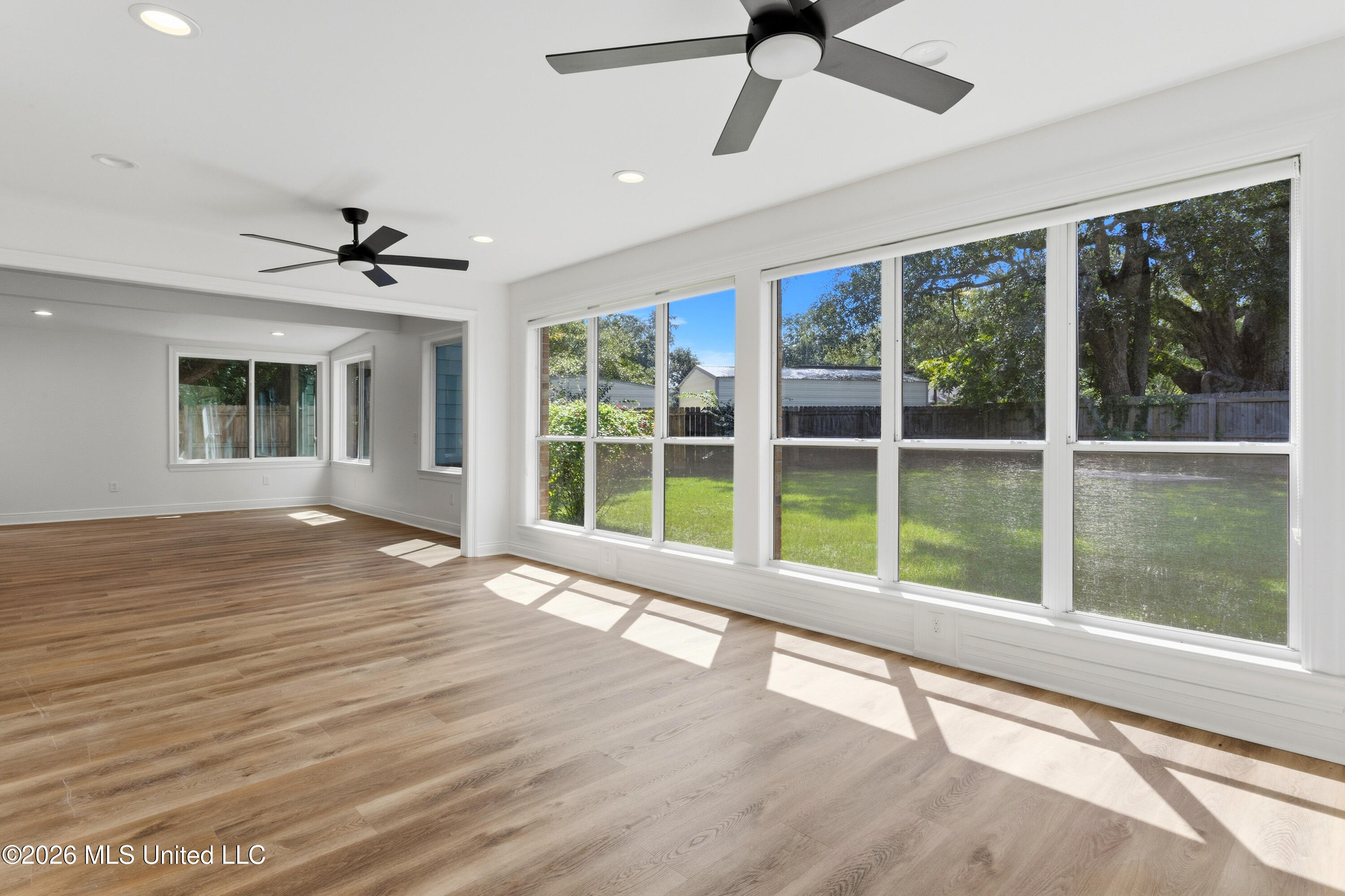 3 Hearthstone Manor Property Photo 22