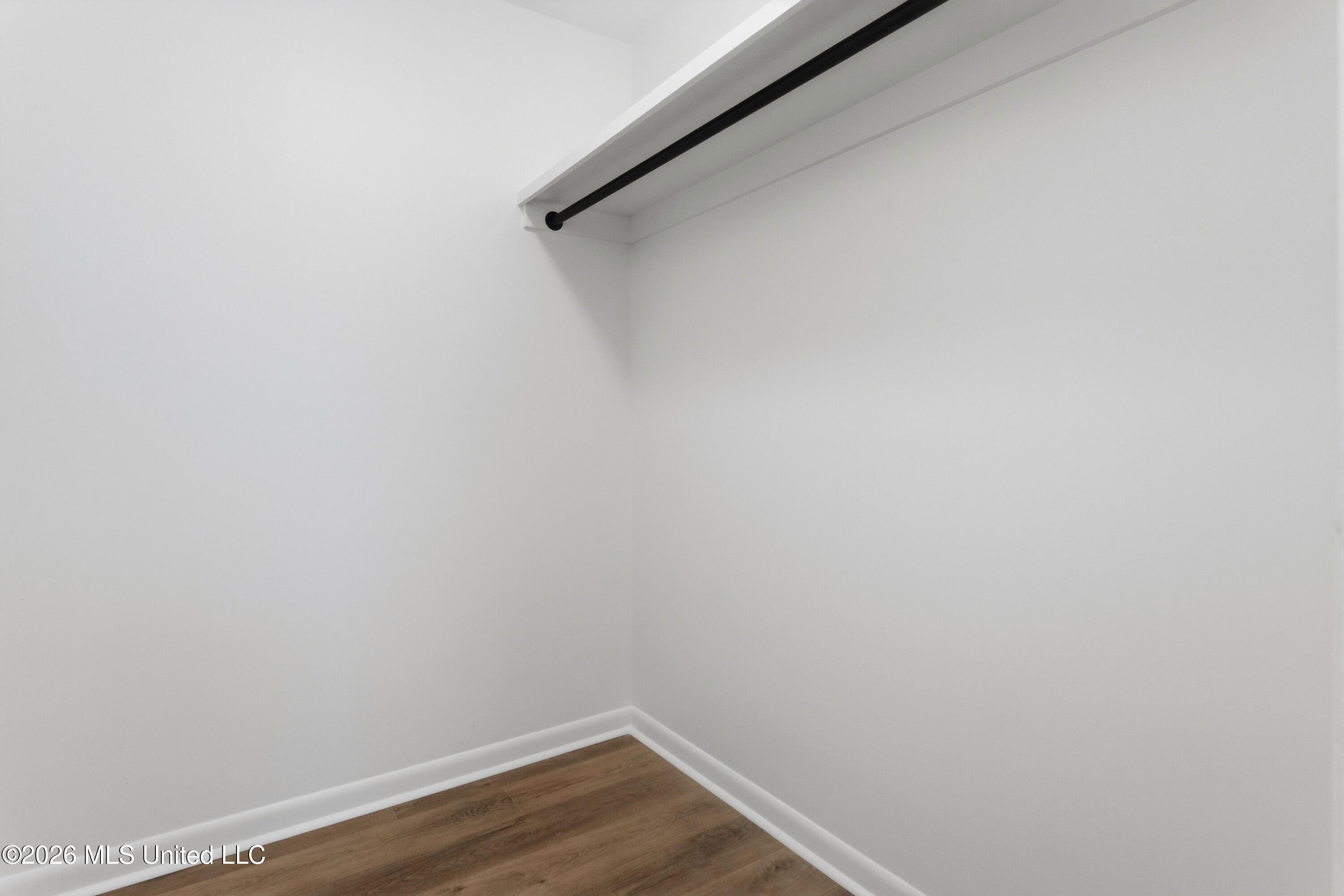 3 Hearthstone Manor Property Photo 38