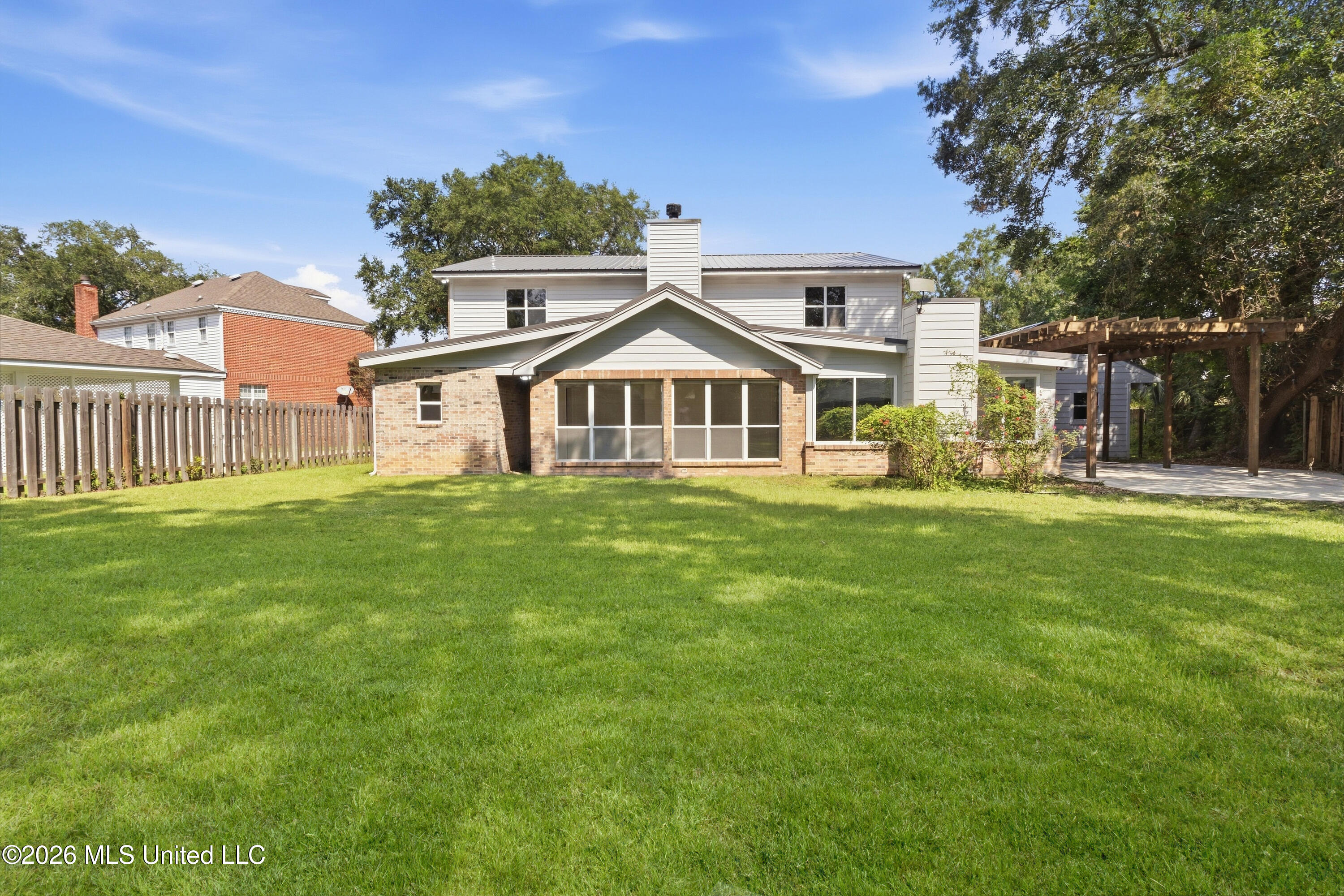 3 Hearthstone Manor Property Photo 48