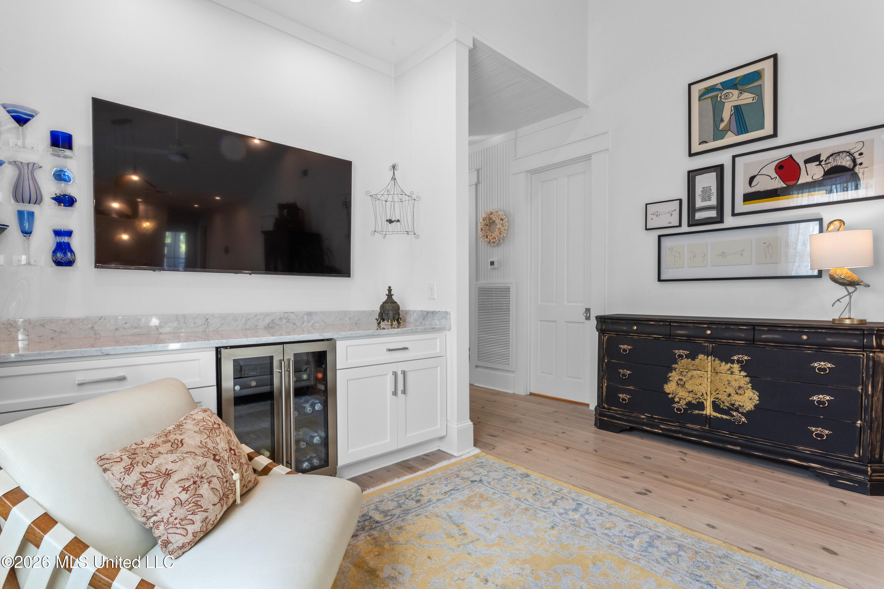 305 Third Street Property Photo 13