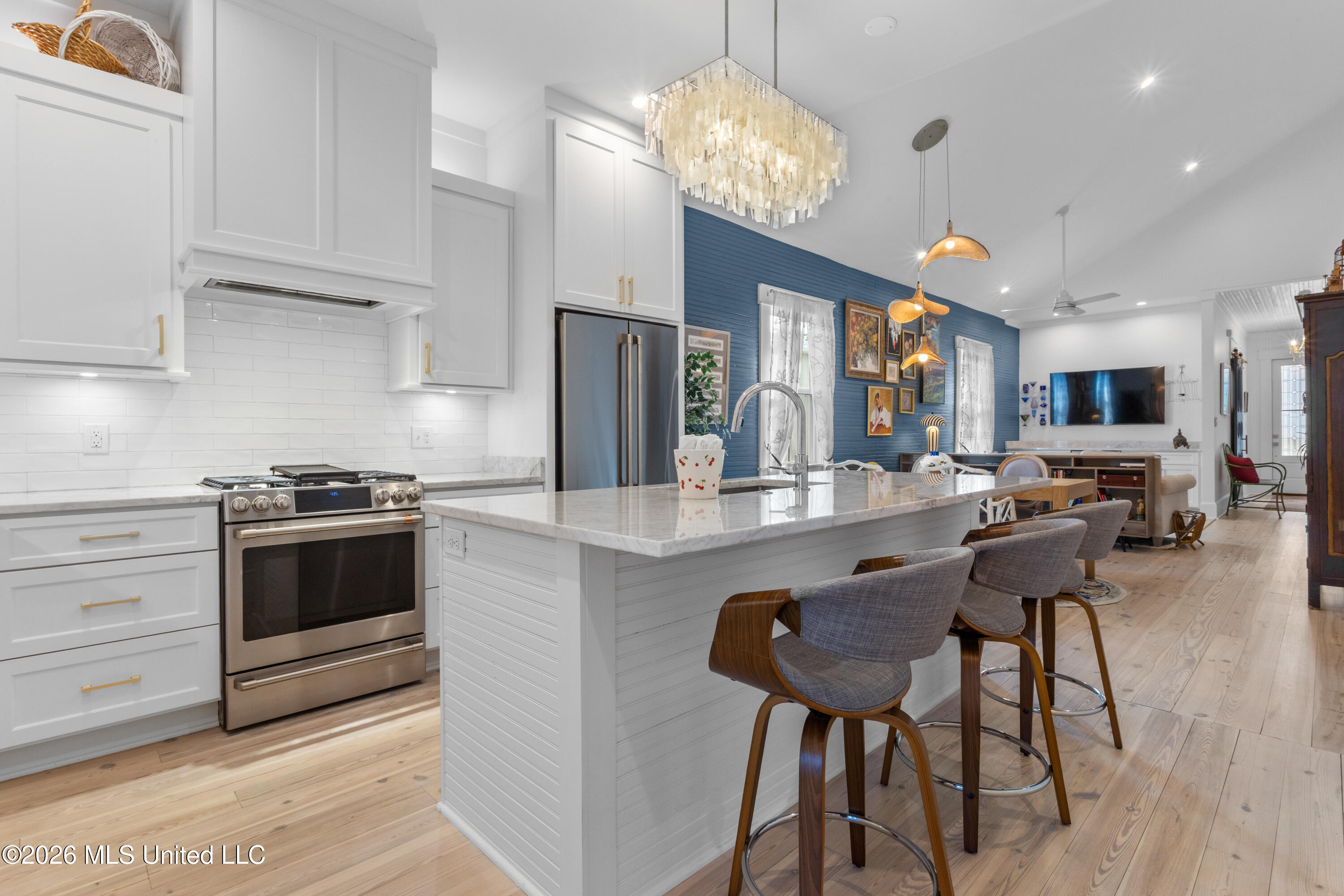 305 Third Street Property Photo 17
