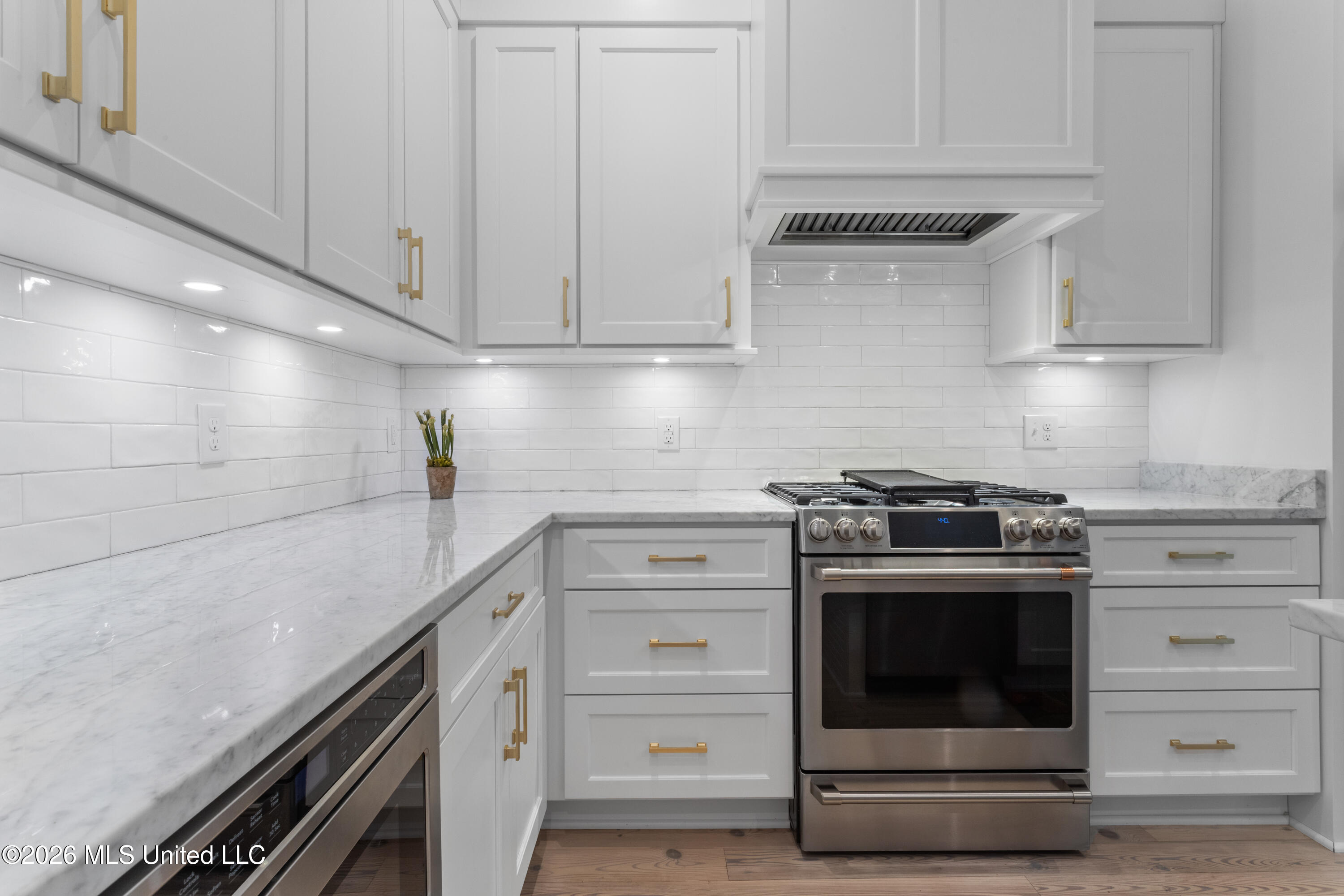 305 Third Street Property Photo 18