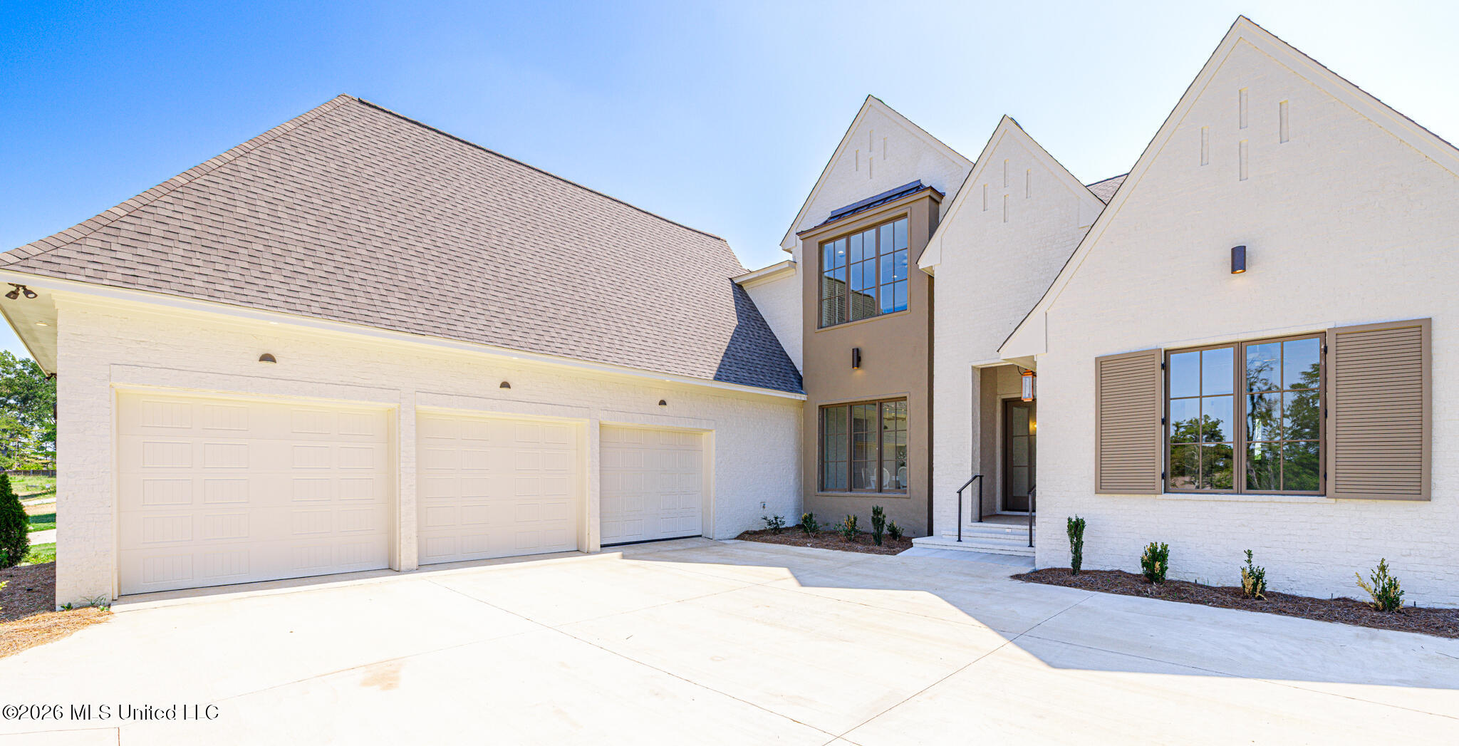 222 Welchshire Drive Property Photo 4