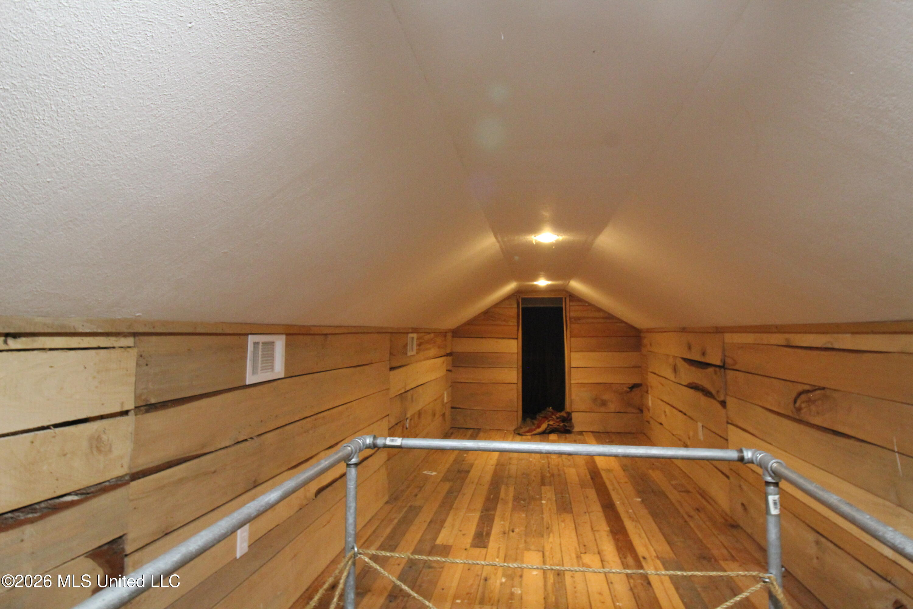 1323 Jonathan Road Property Photo 18