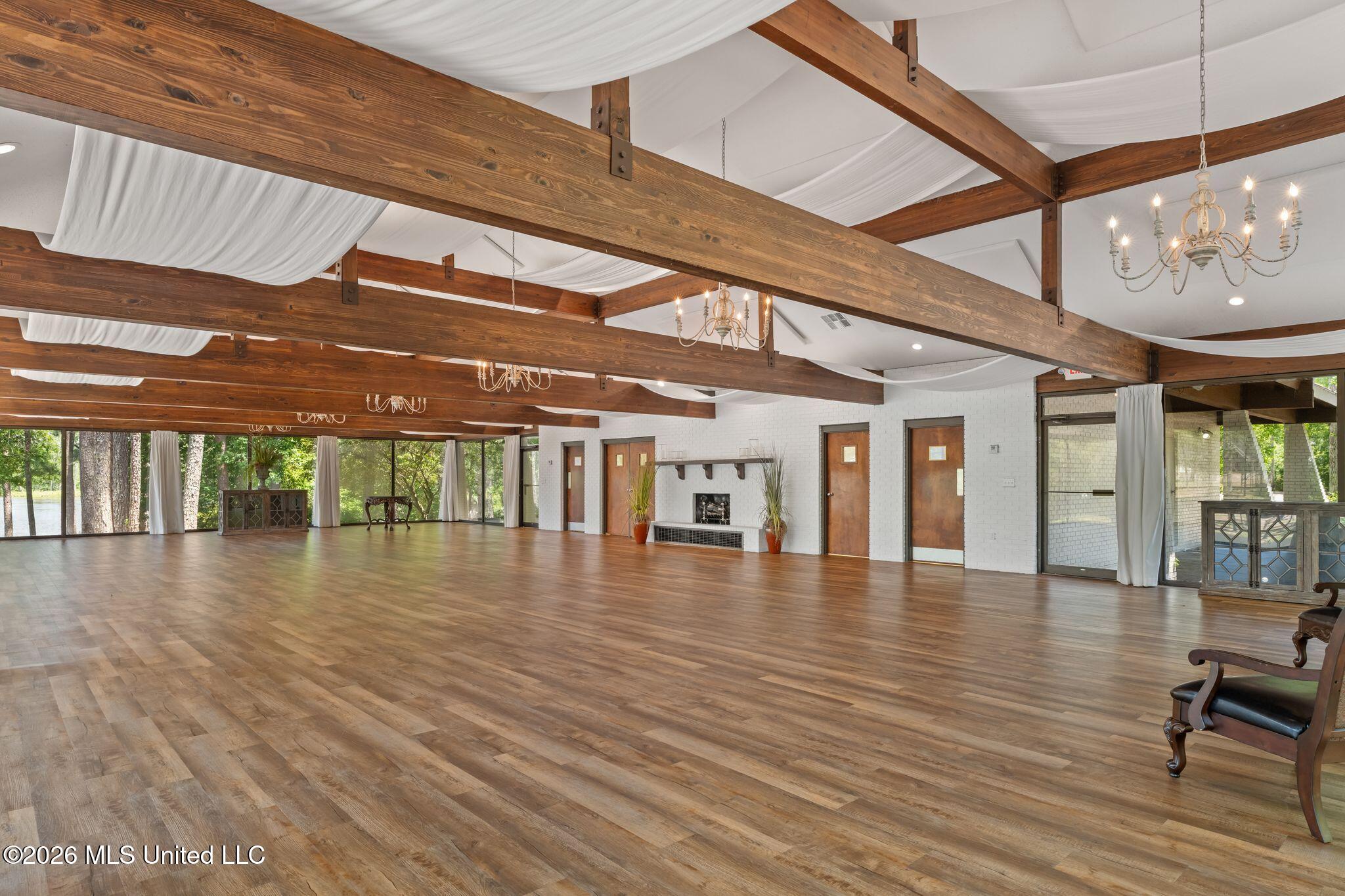 54 Venue Drive Property Photo 22