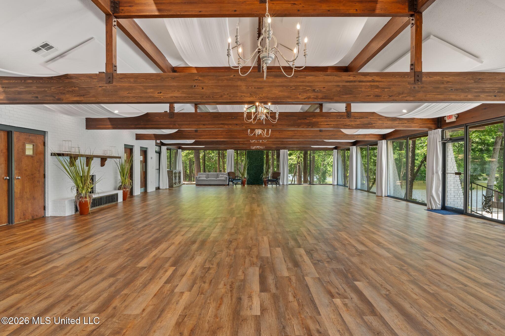 54 Venue Drive Property Photo 26