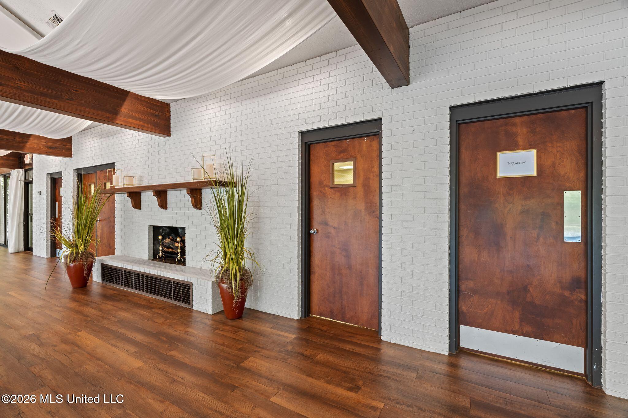 54 Venue Drive Property Photo 31