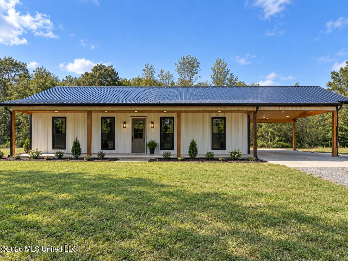 113 Bull Horn Drive Property Photo 1