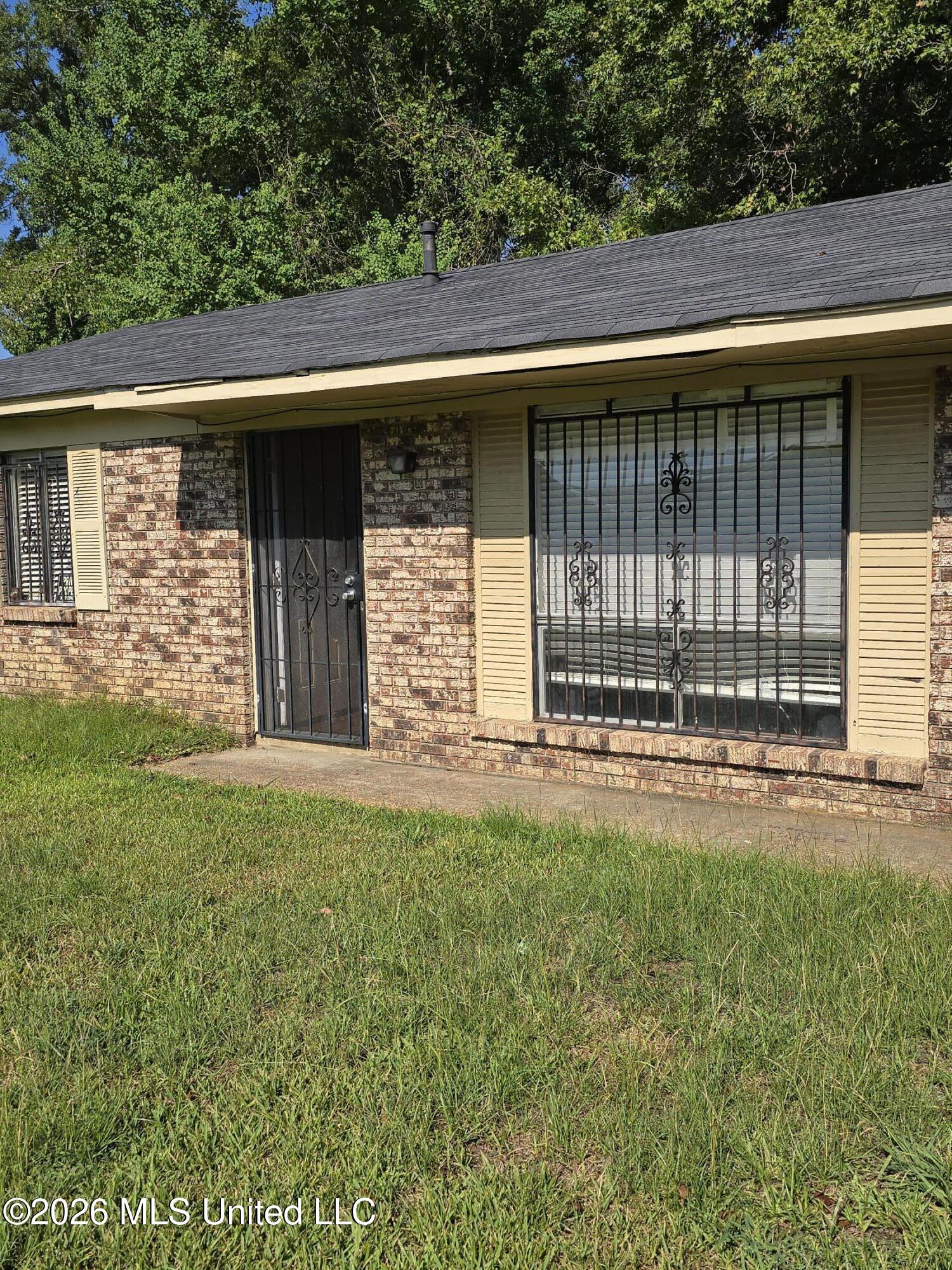 6545 Van Buren Road Property Photo 1