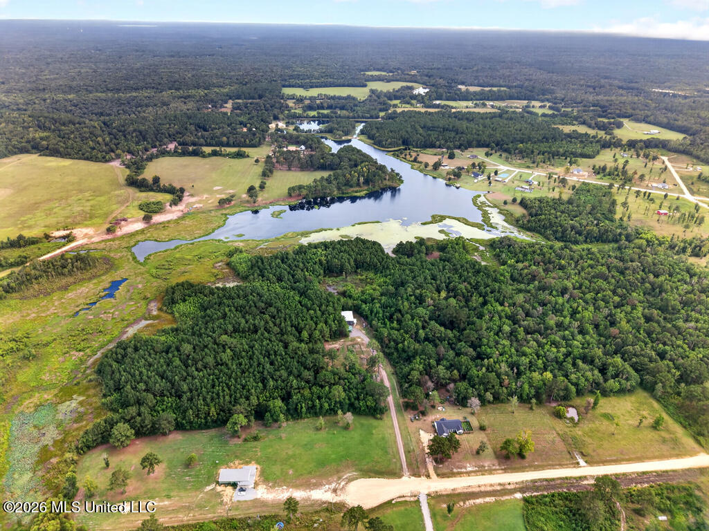 Nhn Boaz Place Property Photo 2