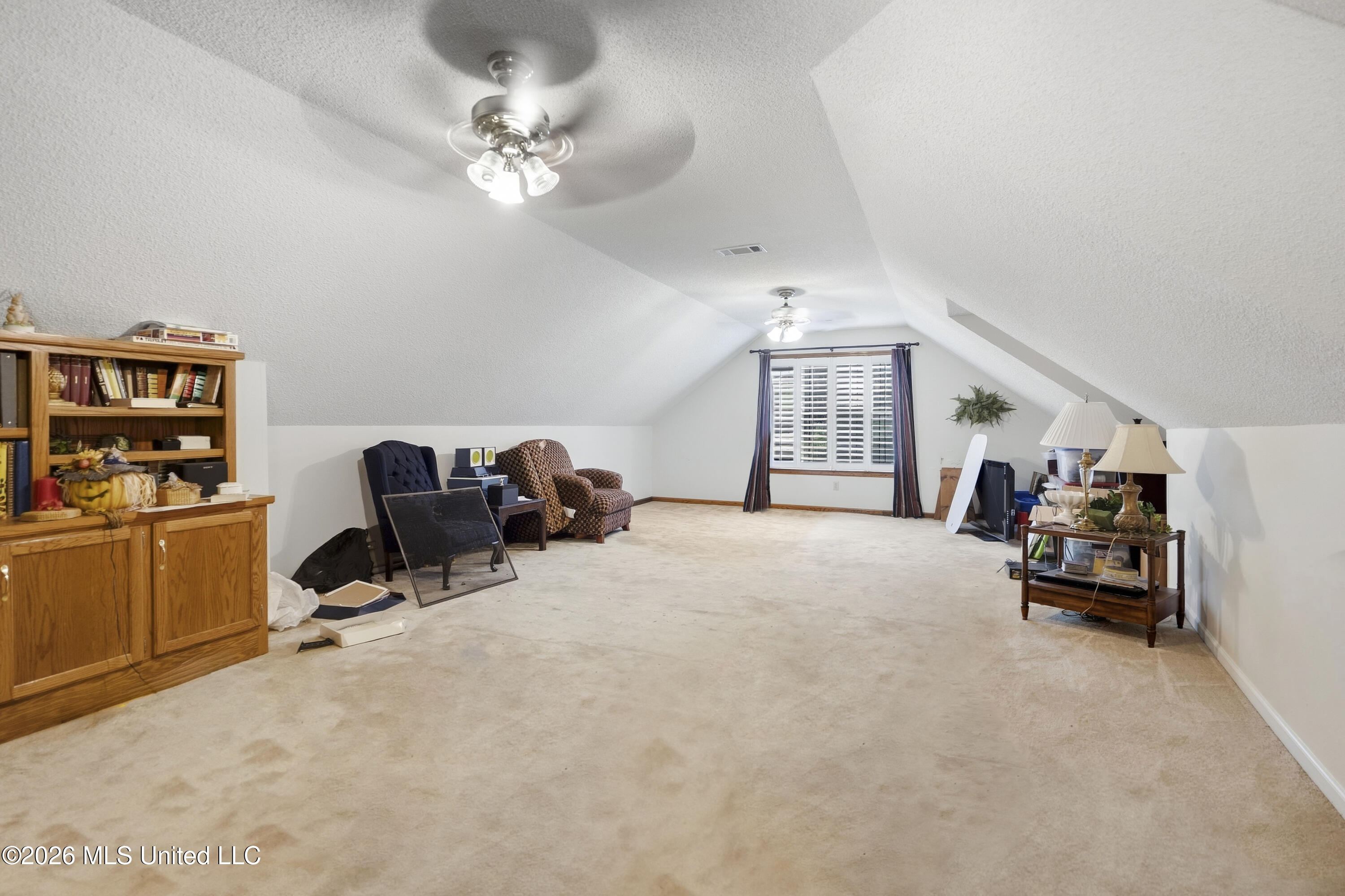 2075 Macintosh Drive Property Photo 18