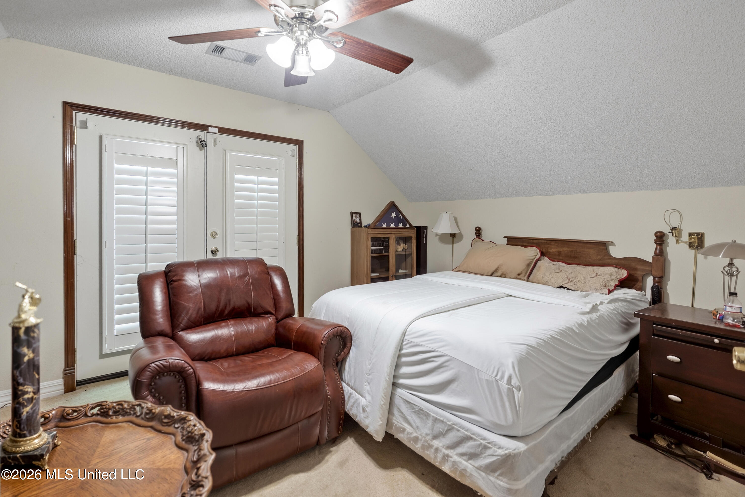 2075 Macintosh Drive Property Photo 19