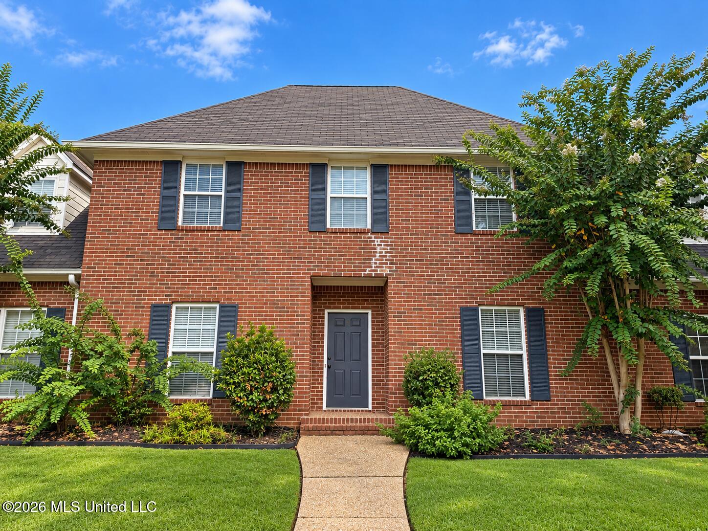 6 Foxcroft Court Property Photo 1