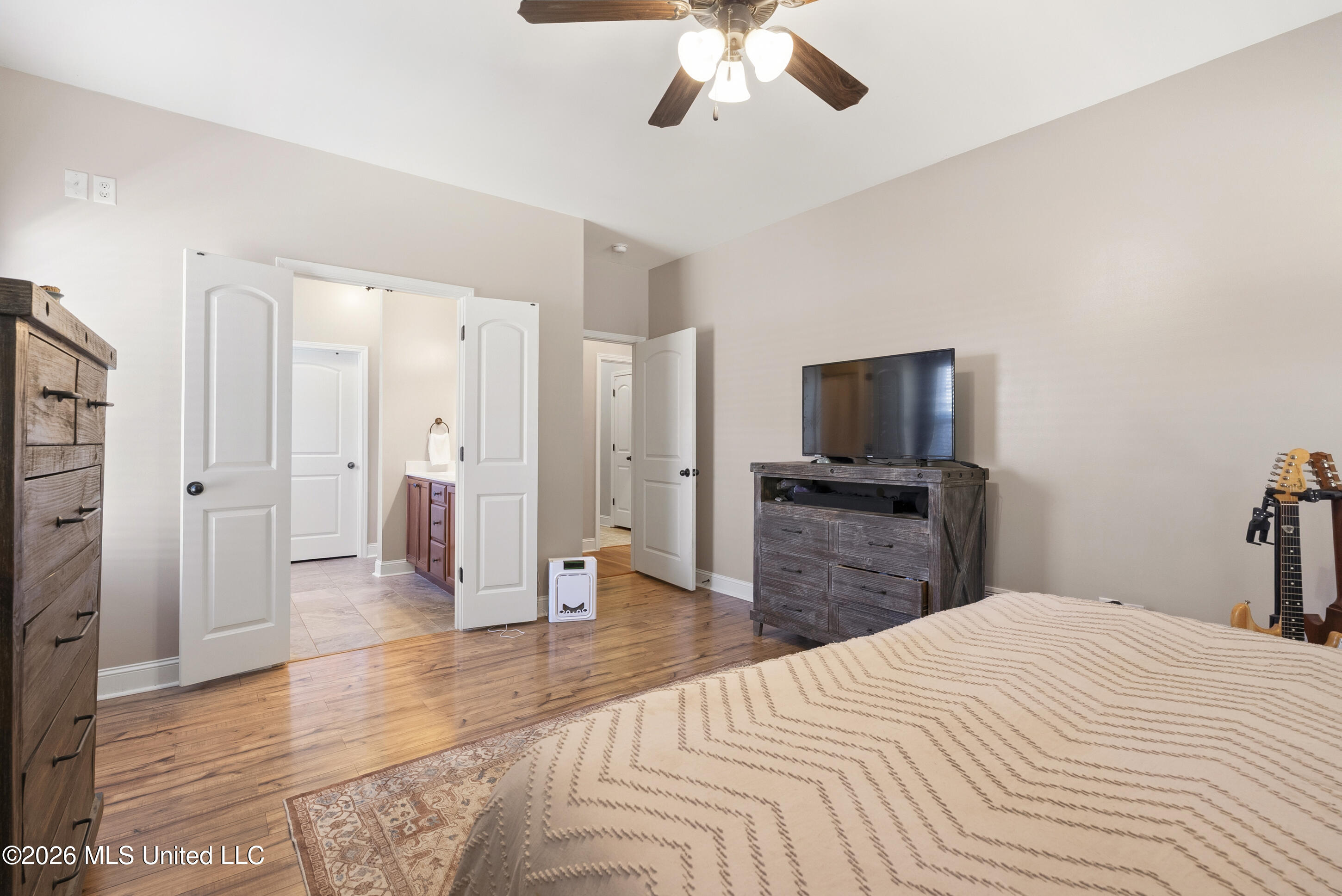 903 Falcon Street Property Photo 12