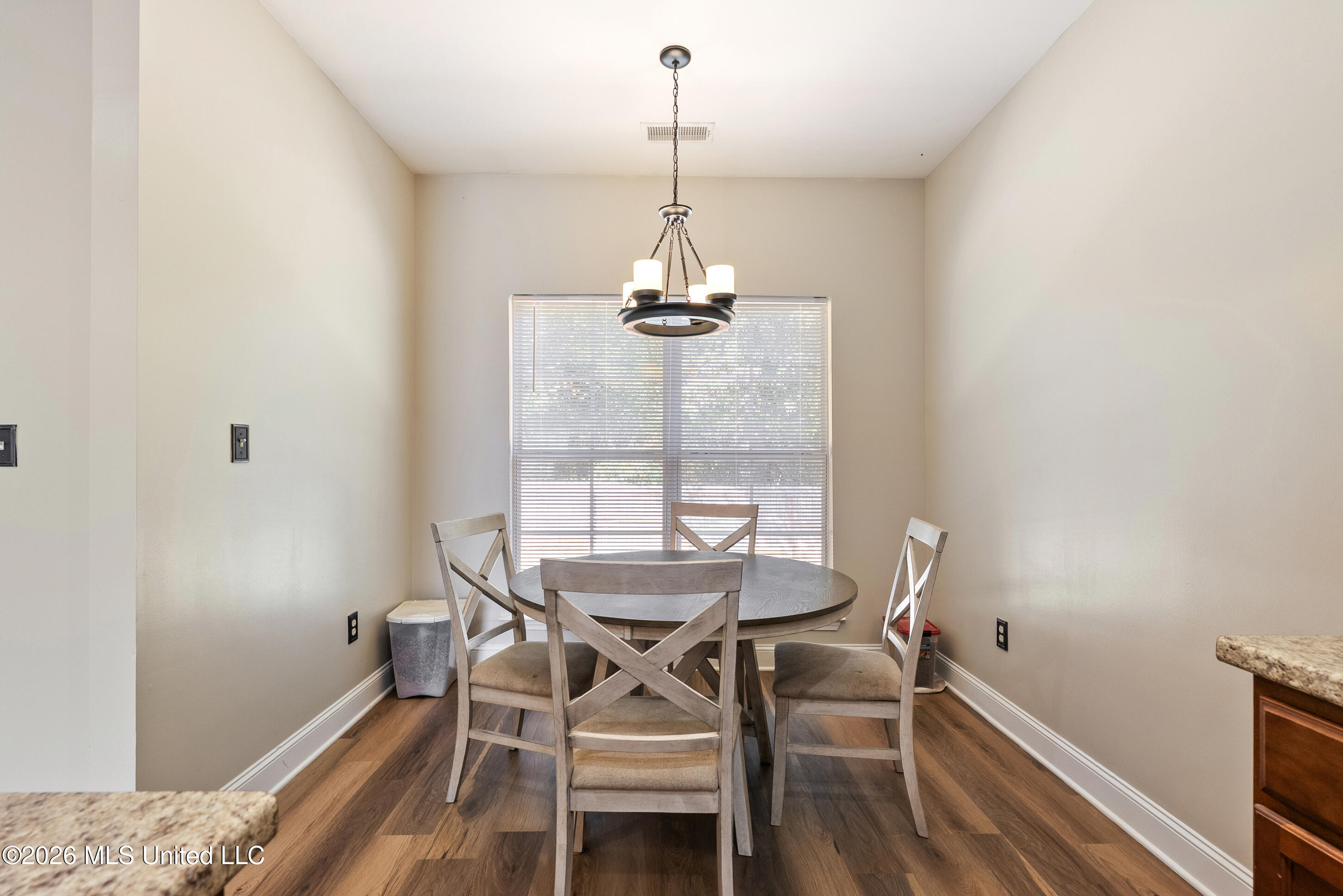 903 Falcon Street Property Photo 19