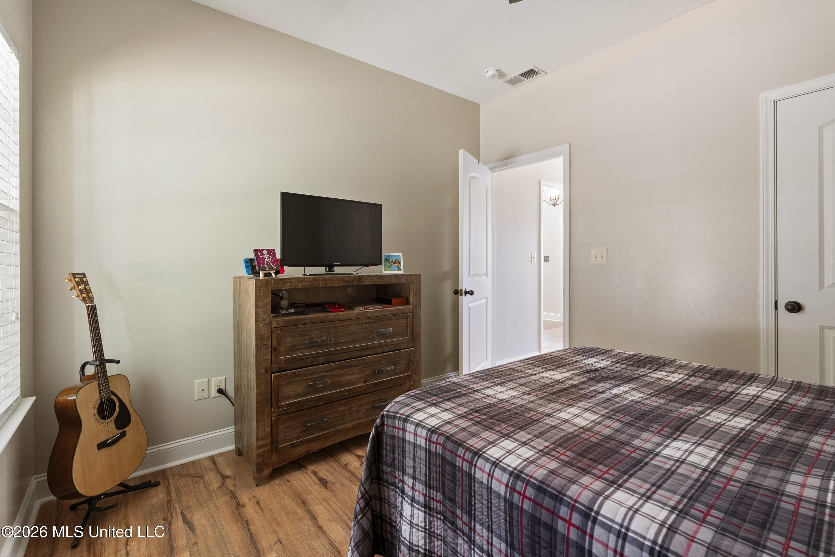 903 Falcon Street Property Photo 22